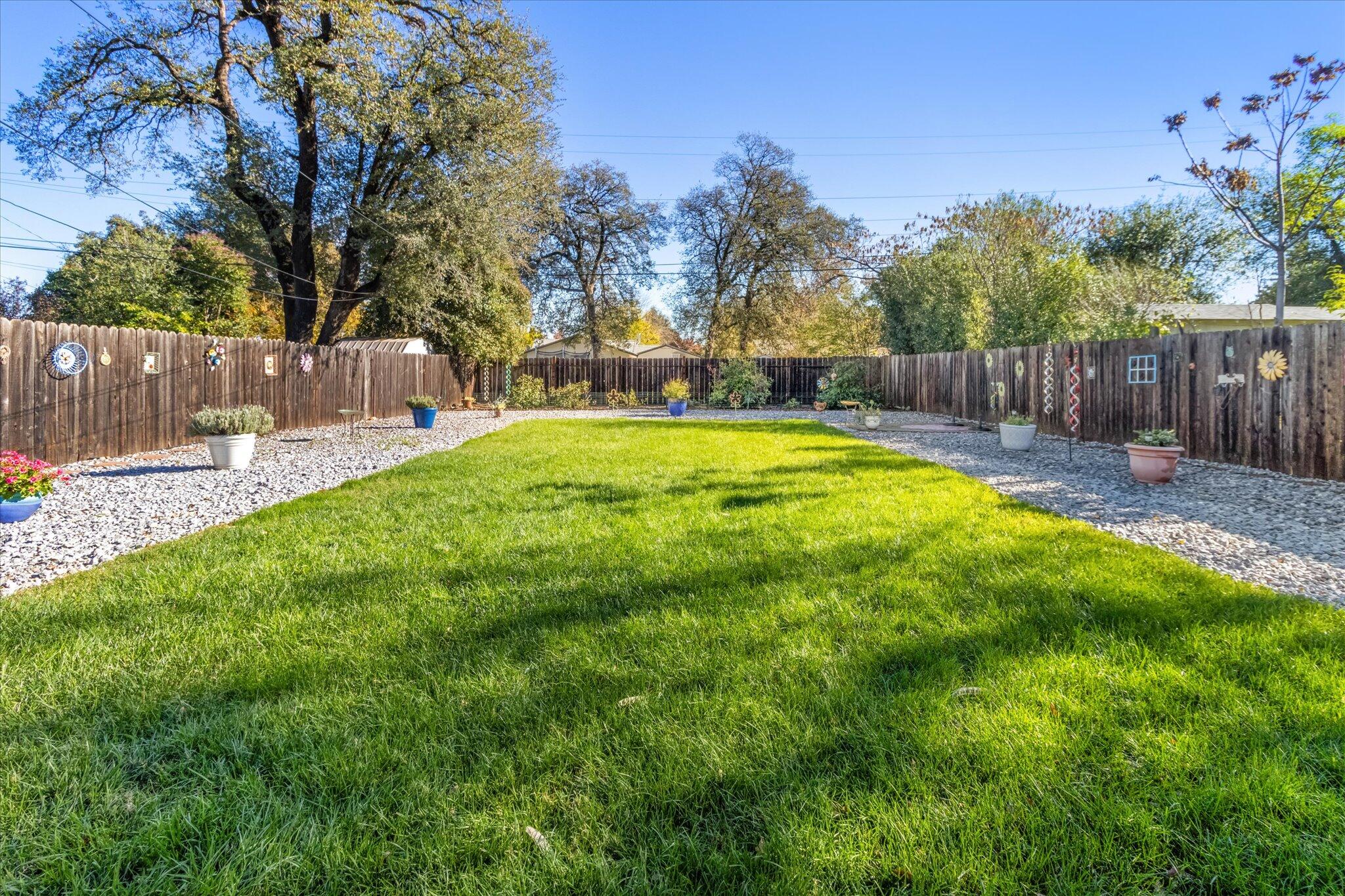 1381 Jeffries Avenue