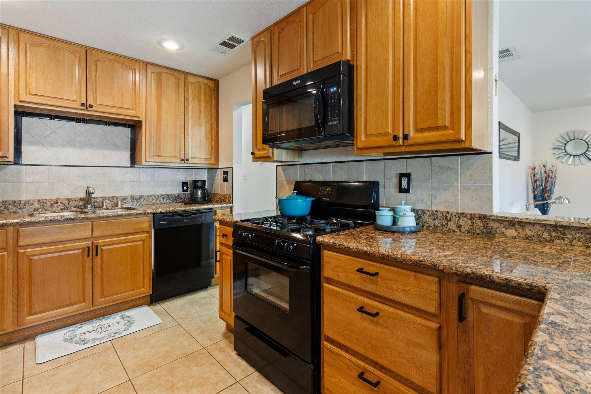 1381 Jeffries Avenue