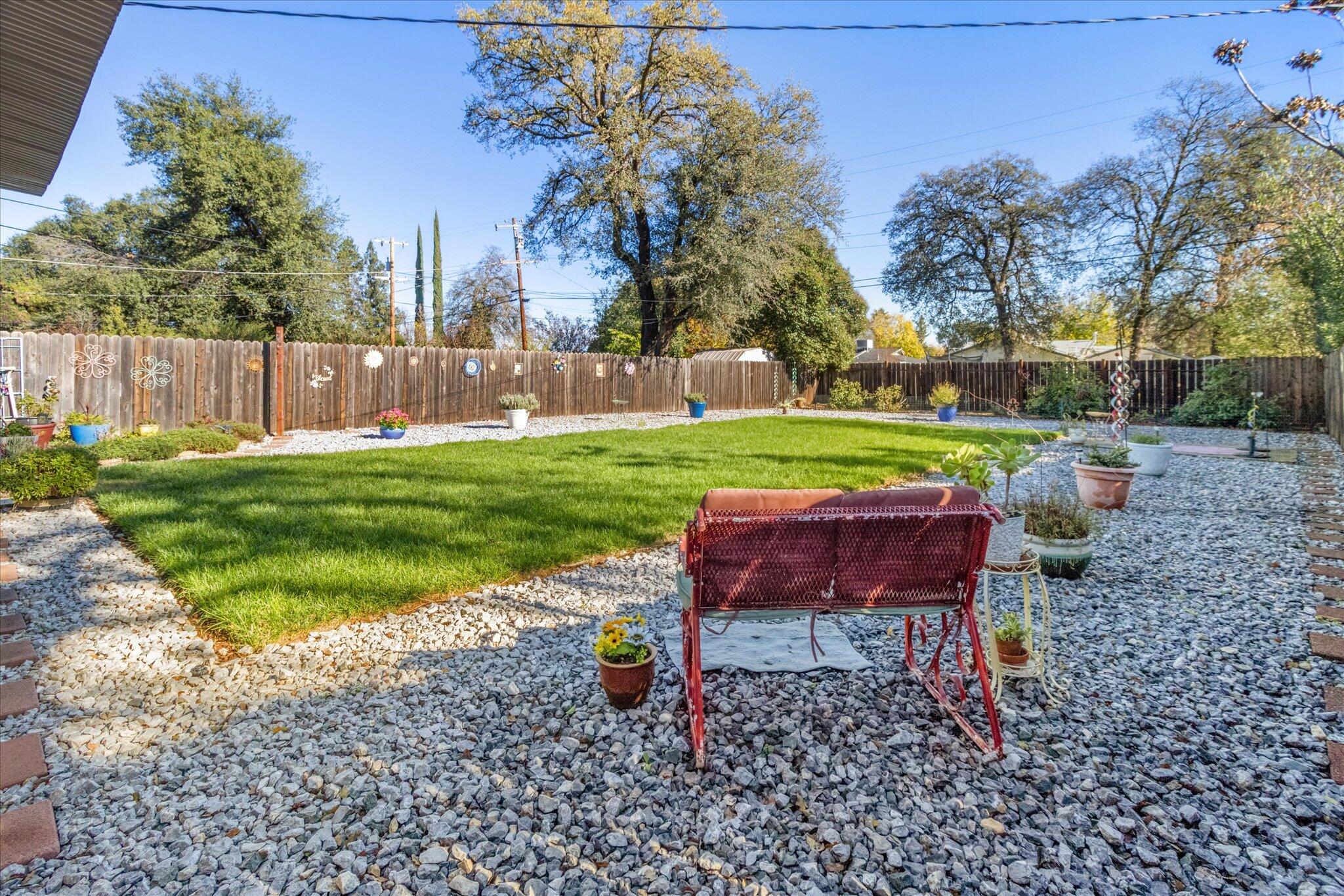 1381 Jeffries Avenue