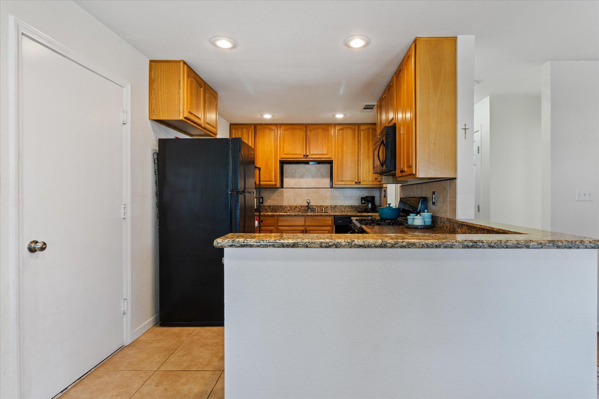 1381 Jeffries Avenue