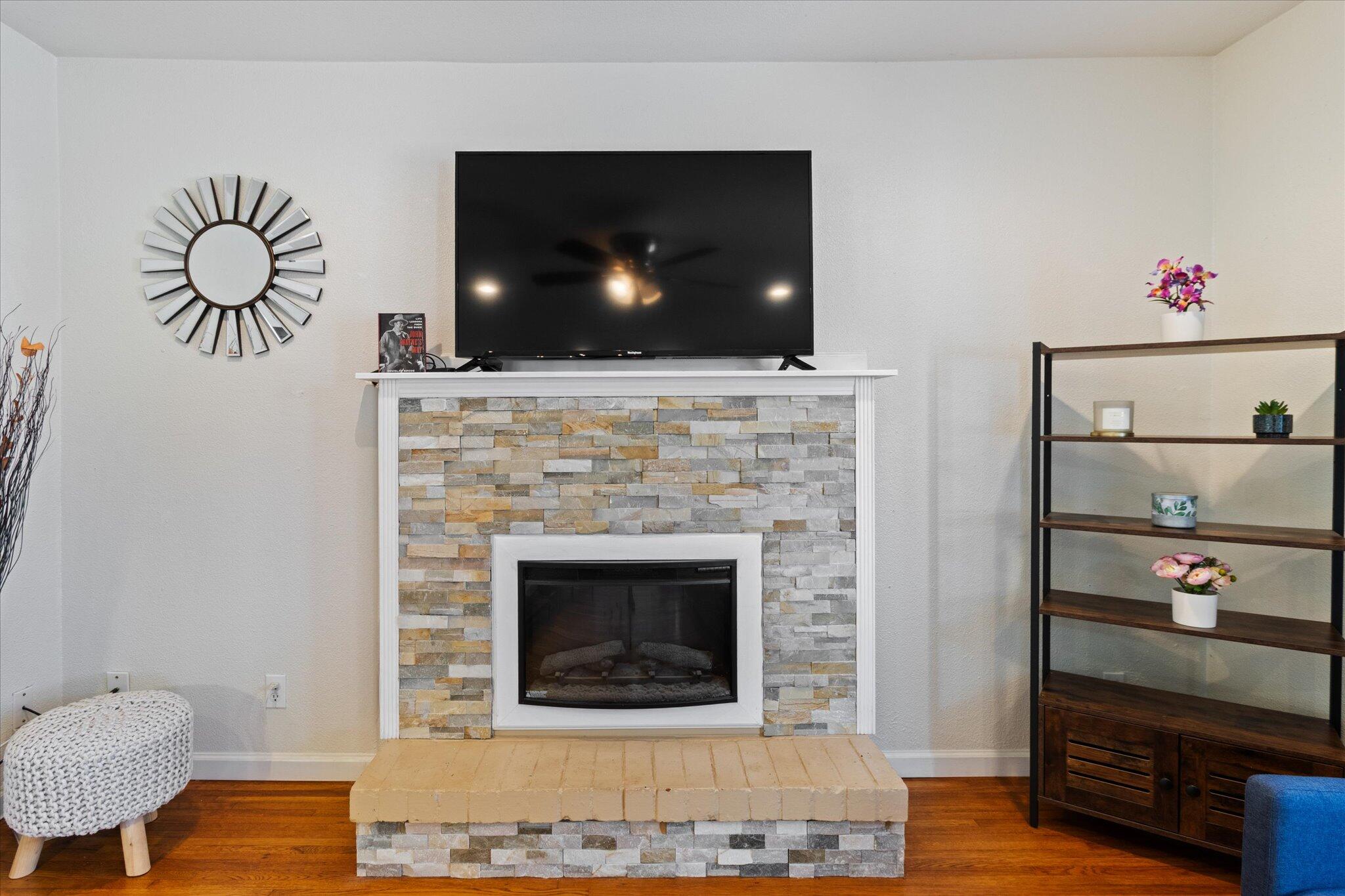 1381 Jeffries Avenue