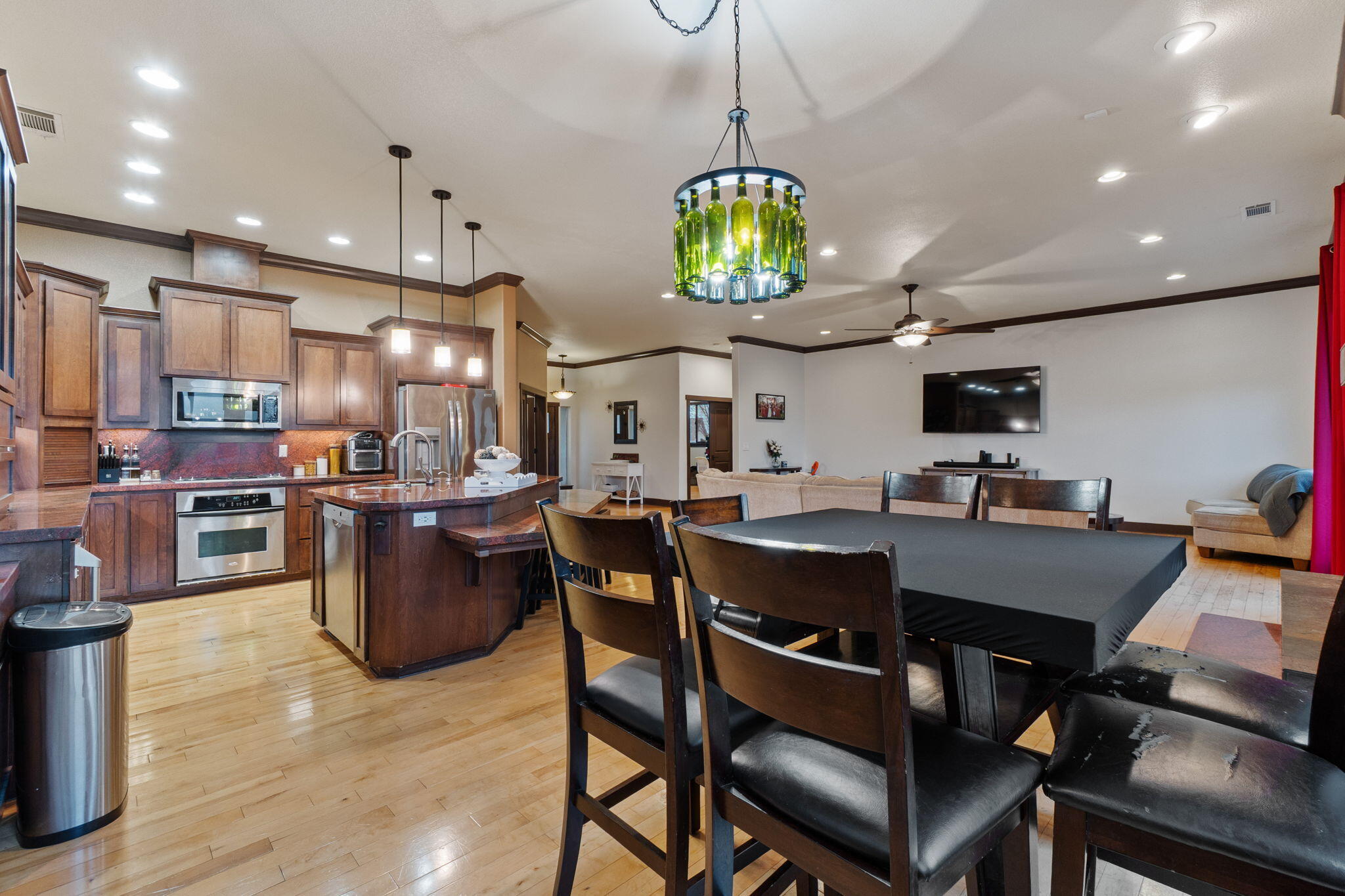 3360 Stanford Drive