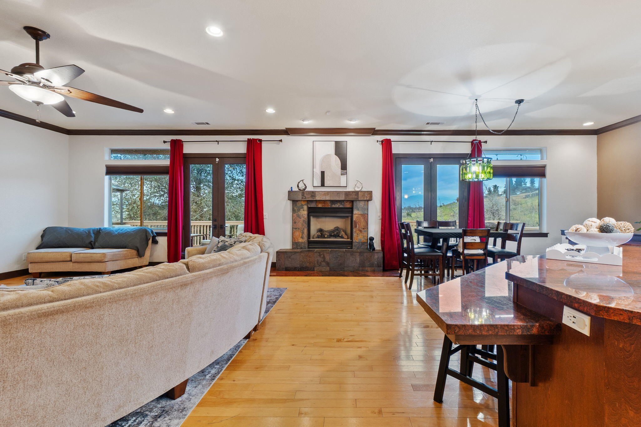 3360 Stanford Drive