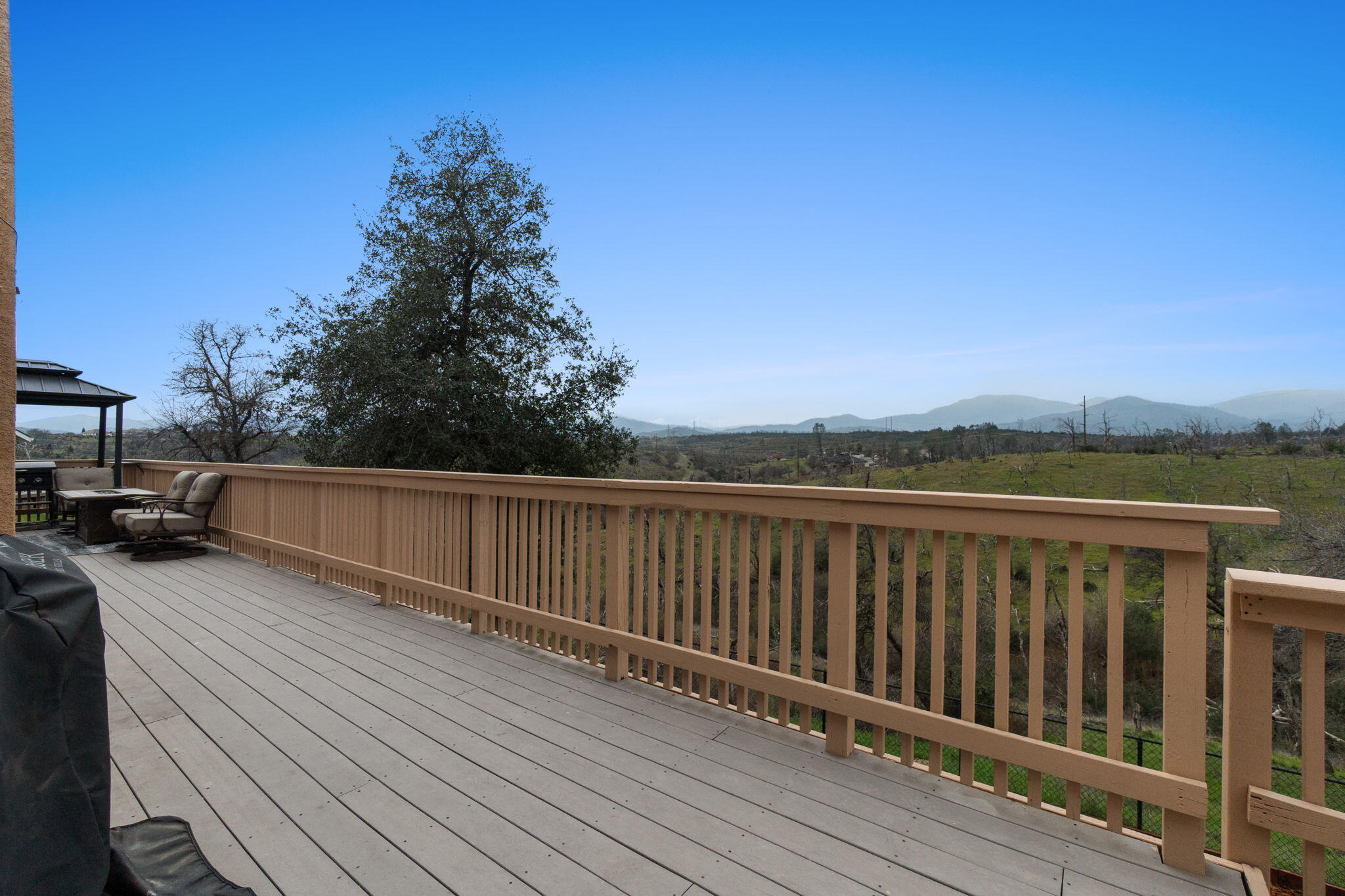3360 Stanford Drive