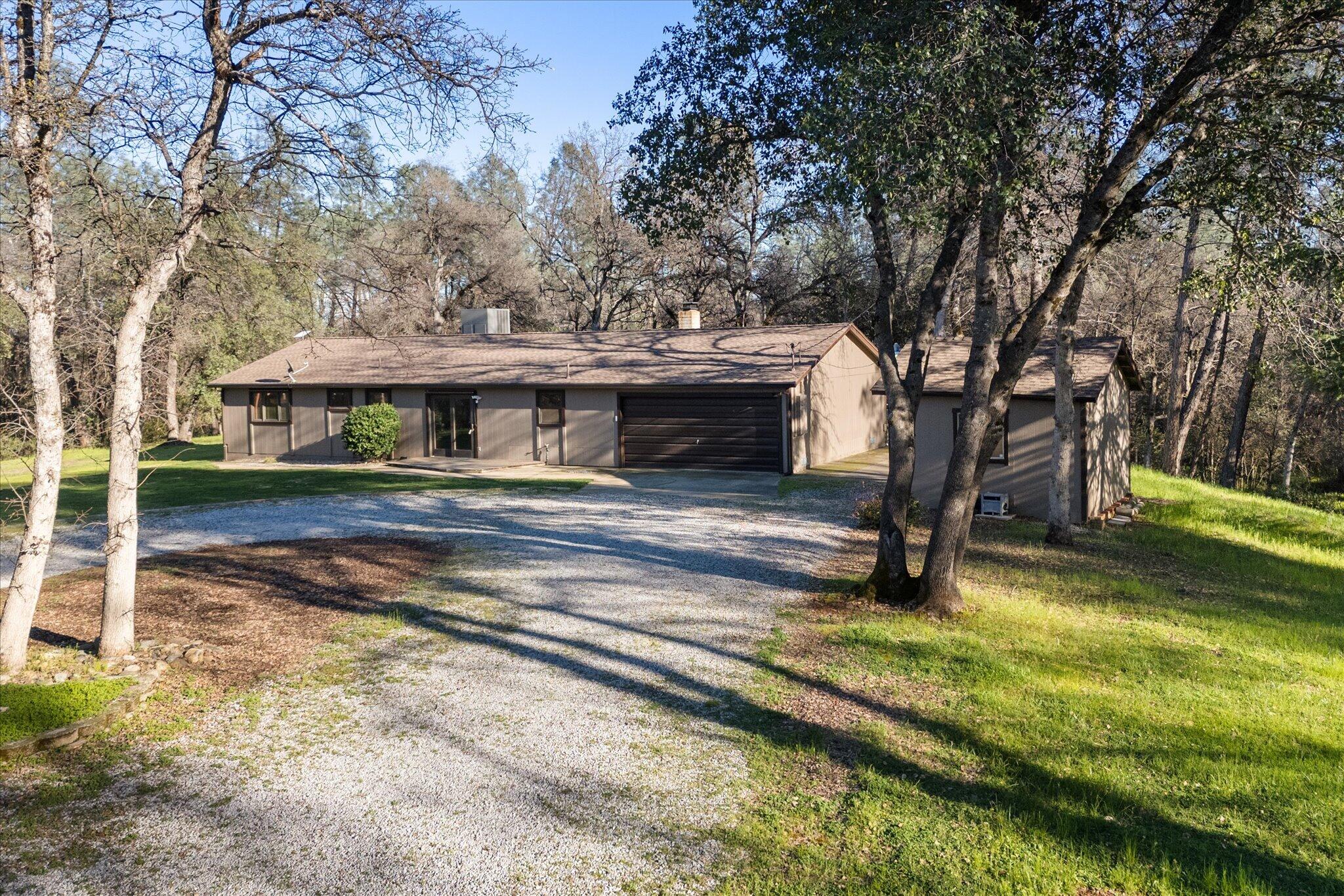 8003 Narrows Way