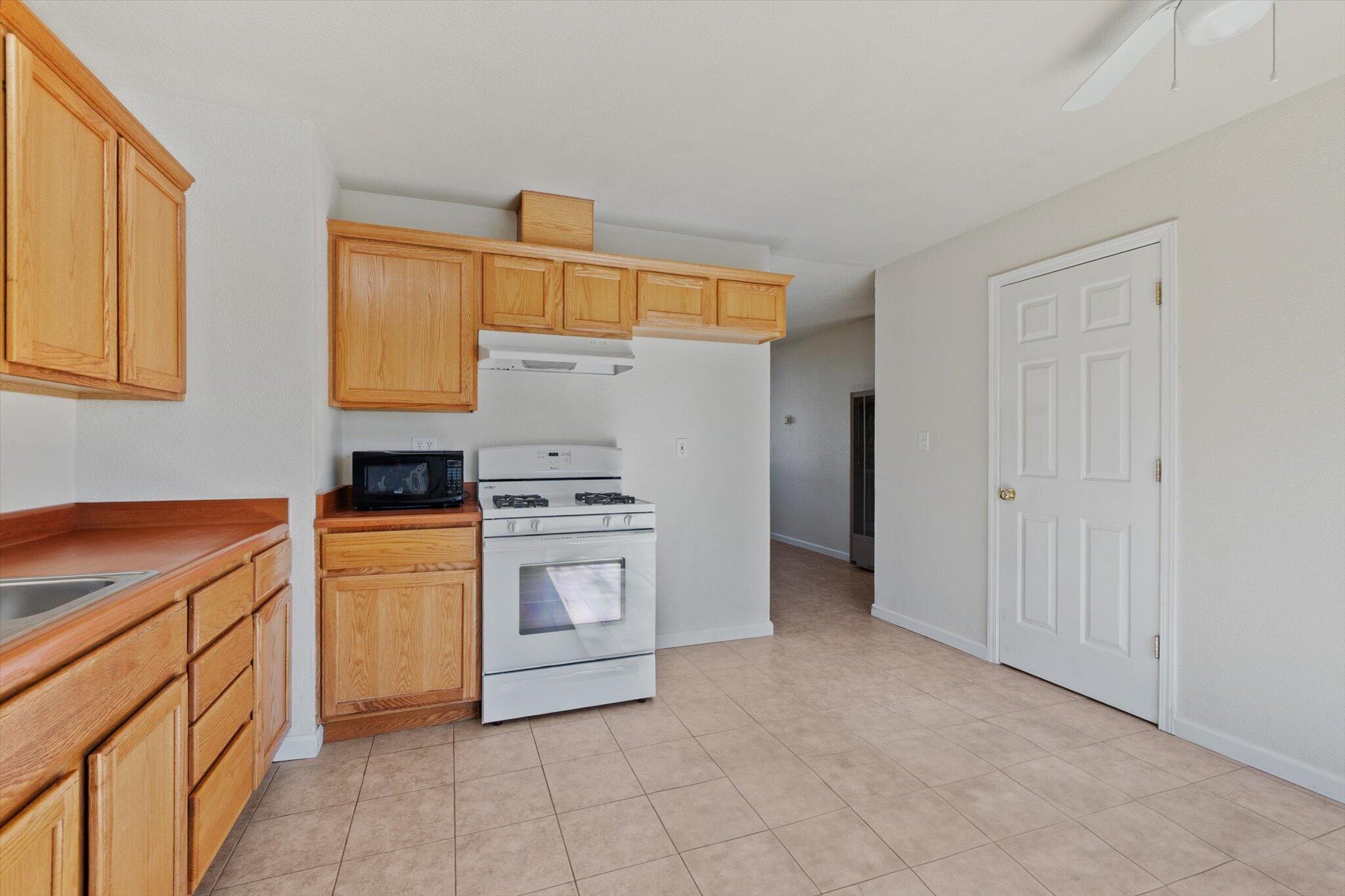 3524 Gardenia Street