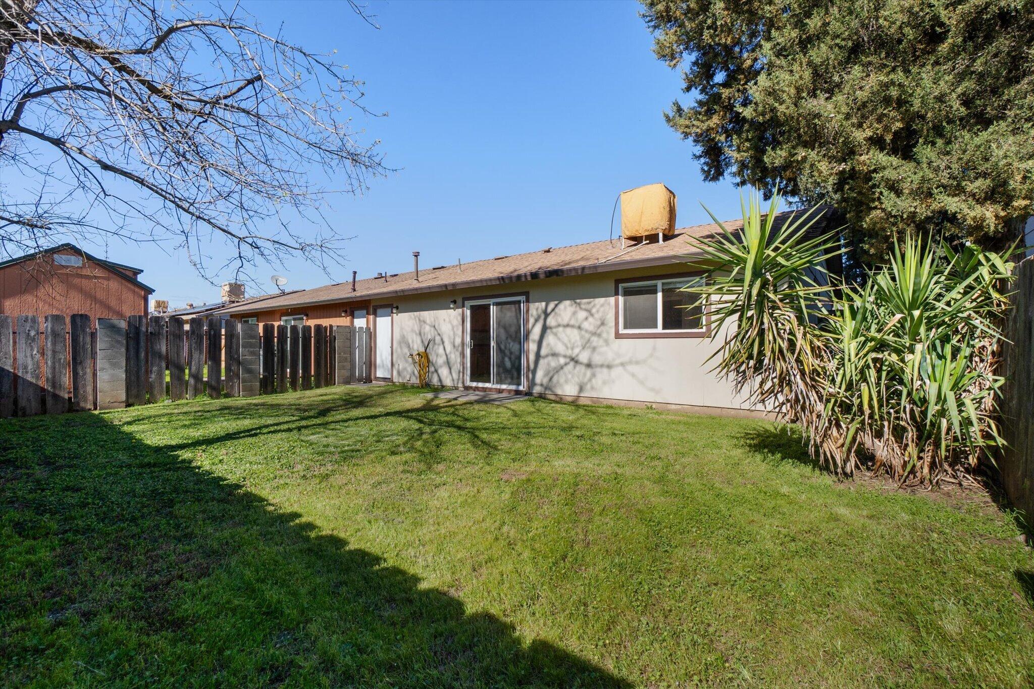 3524 Gardenia Street