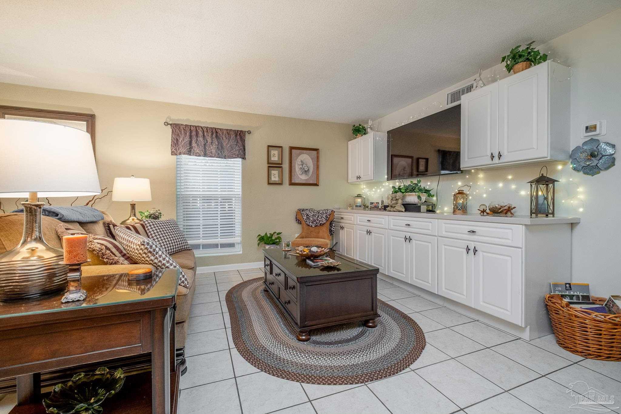 300 Bayou Blvd # 101