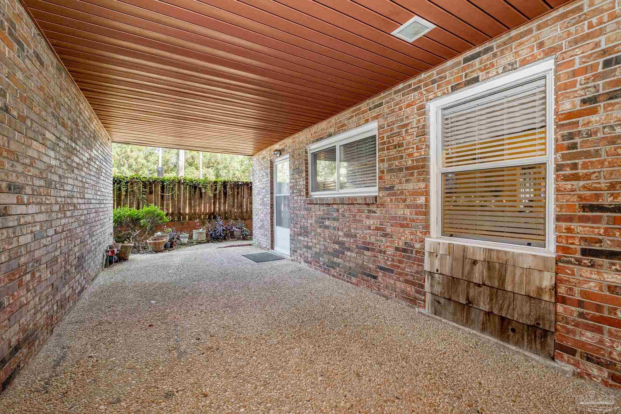 300 Bayou Blvd # 101