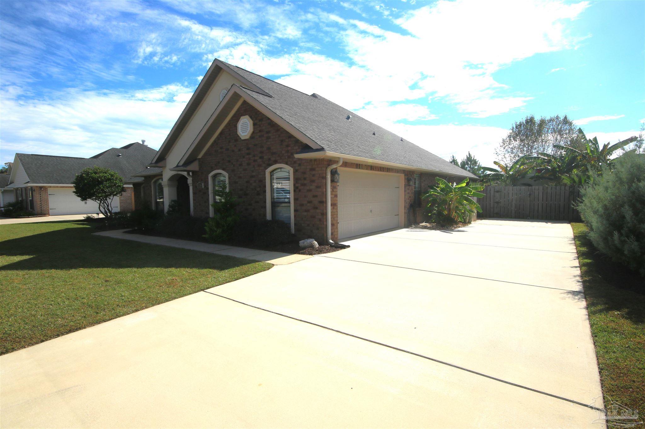 5790 Dunridge Dr
