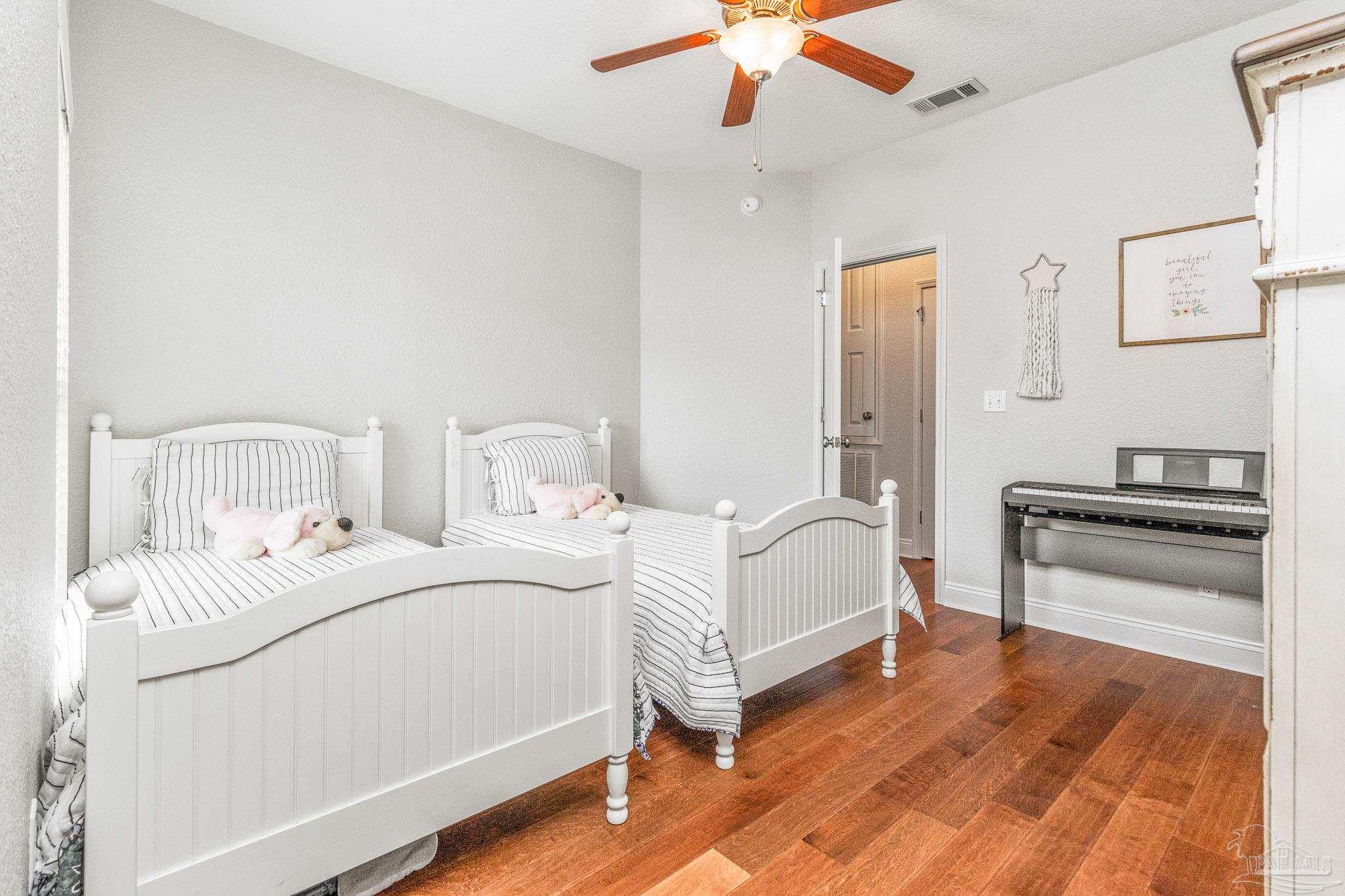 8089 Foxtail Loop