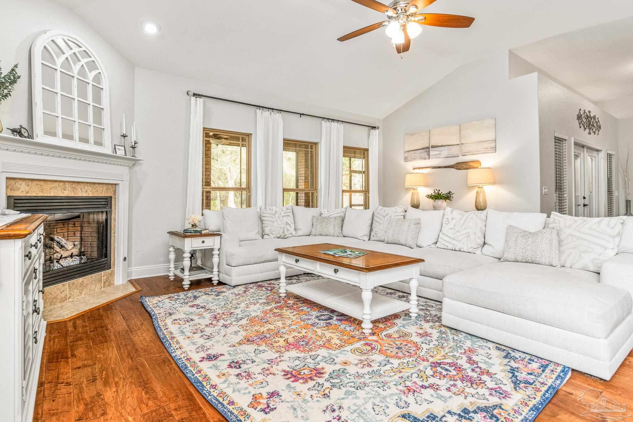 8089 Foxtail Loop