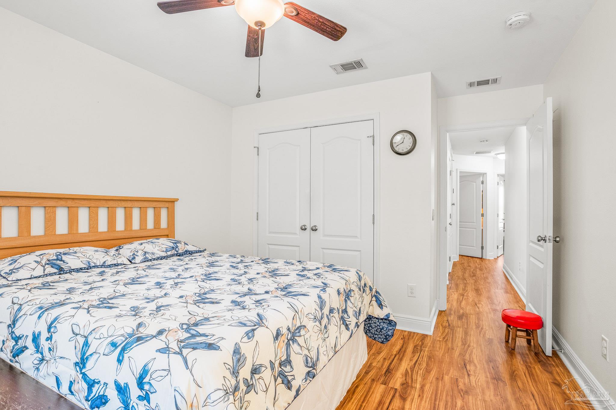 6161 Autumn Pines Cir
