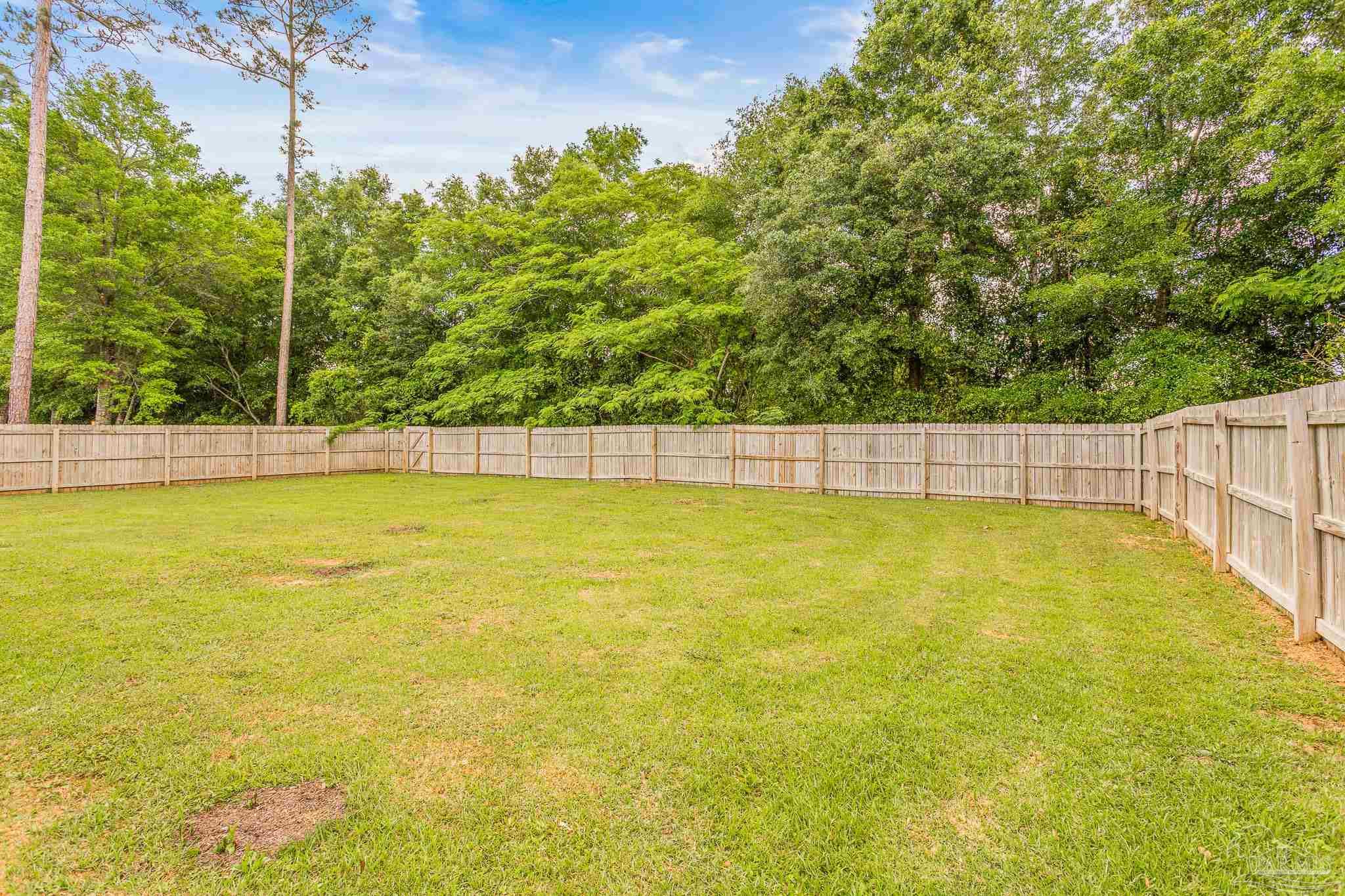 6161 Autumn Pines Cir