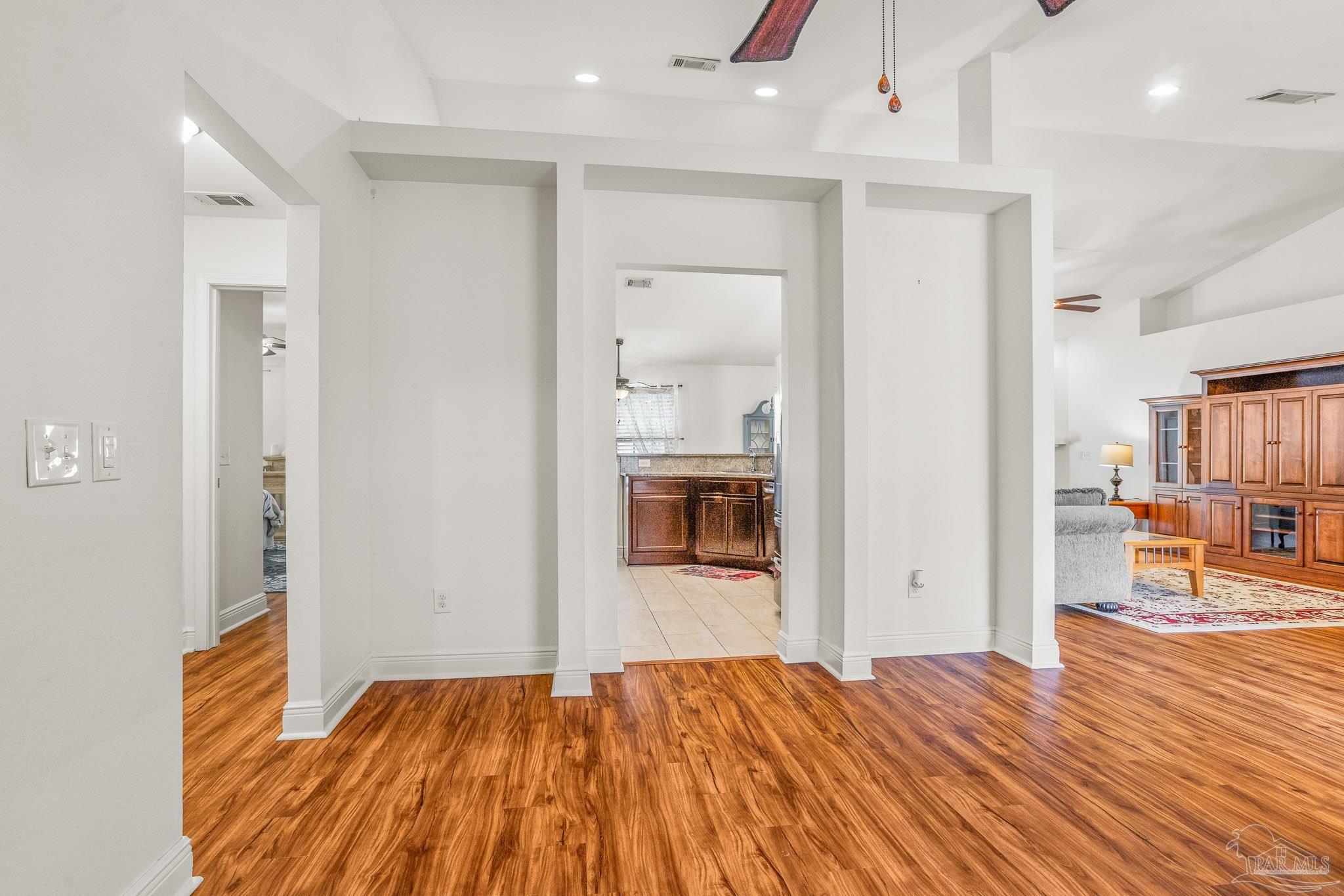 6161 Autumn Pines Cir