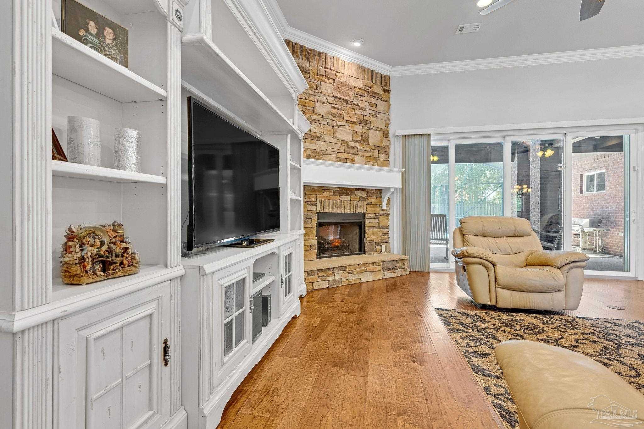 8754 Foxtail Loop