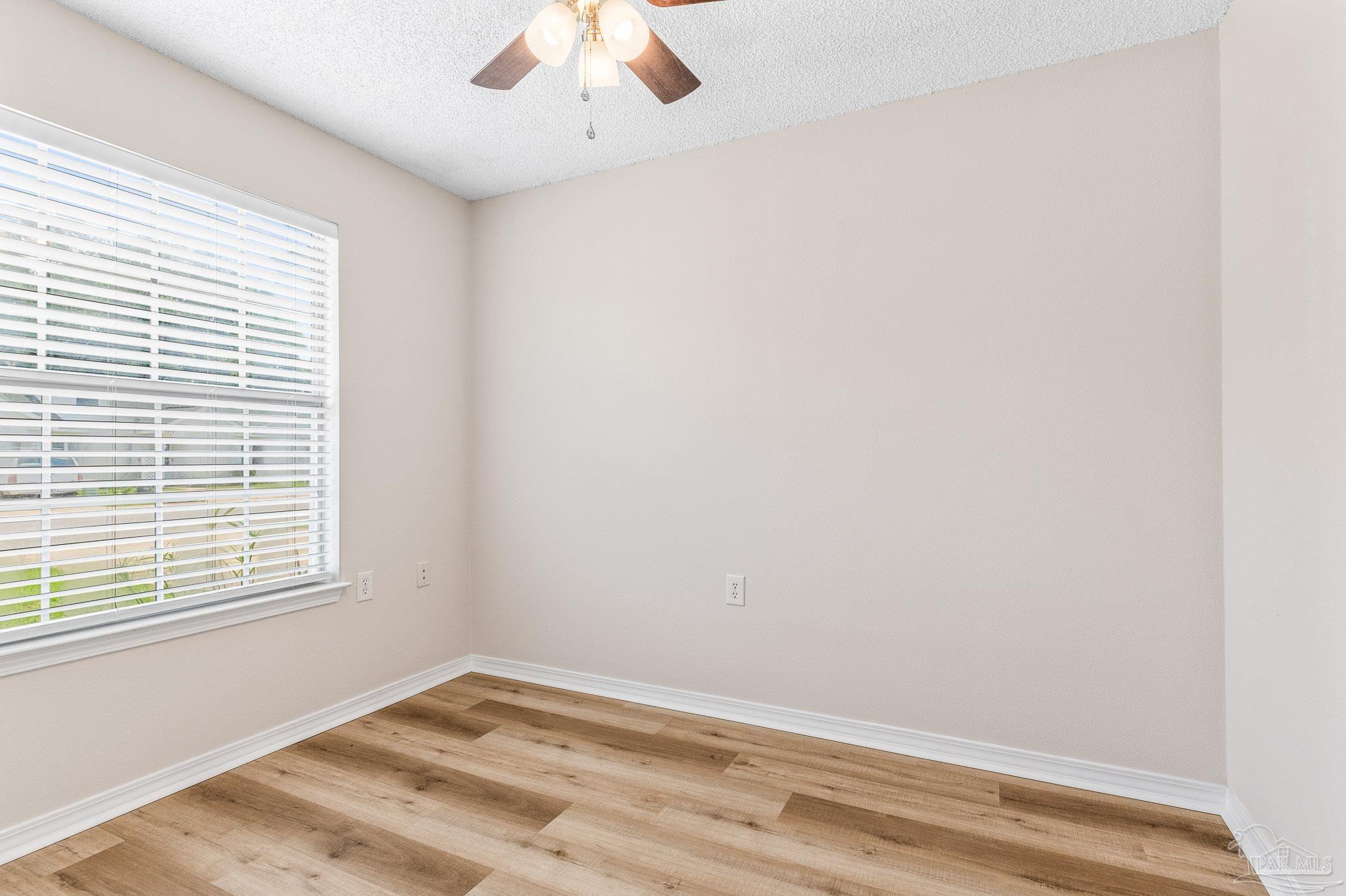 2484 Spyglass Cir