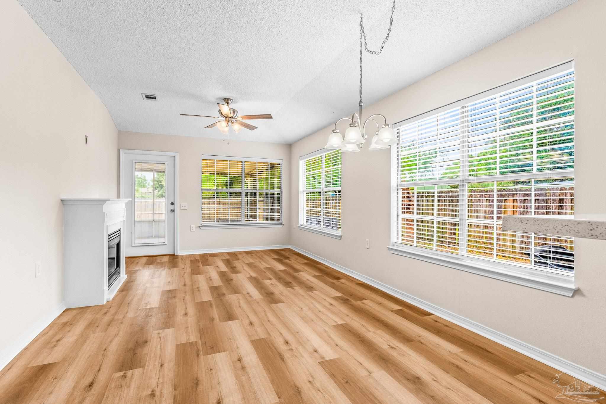 2484 Spyglass Cir