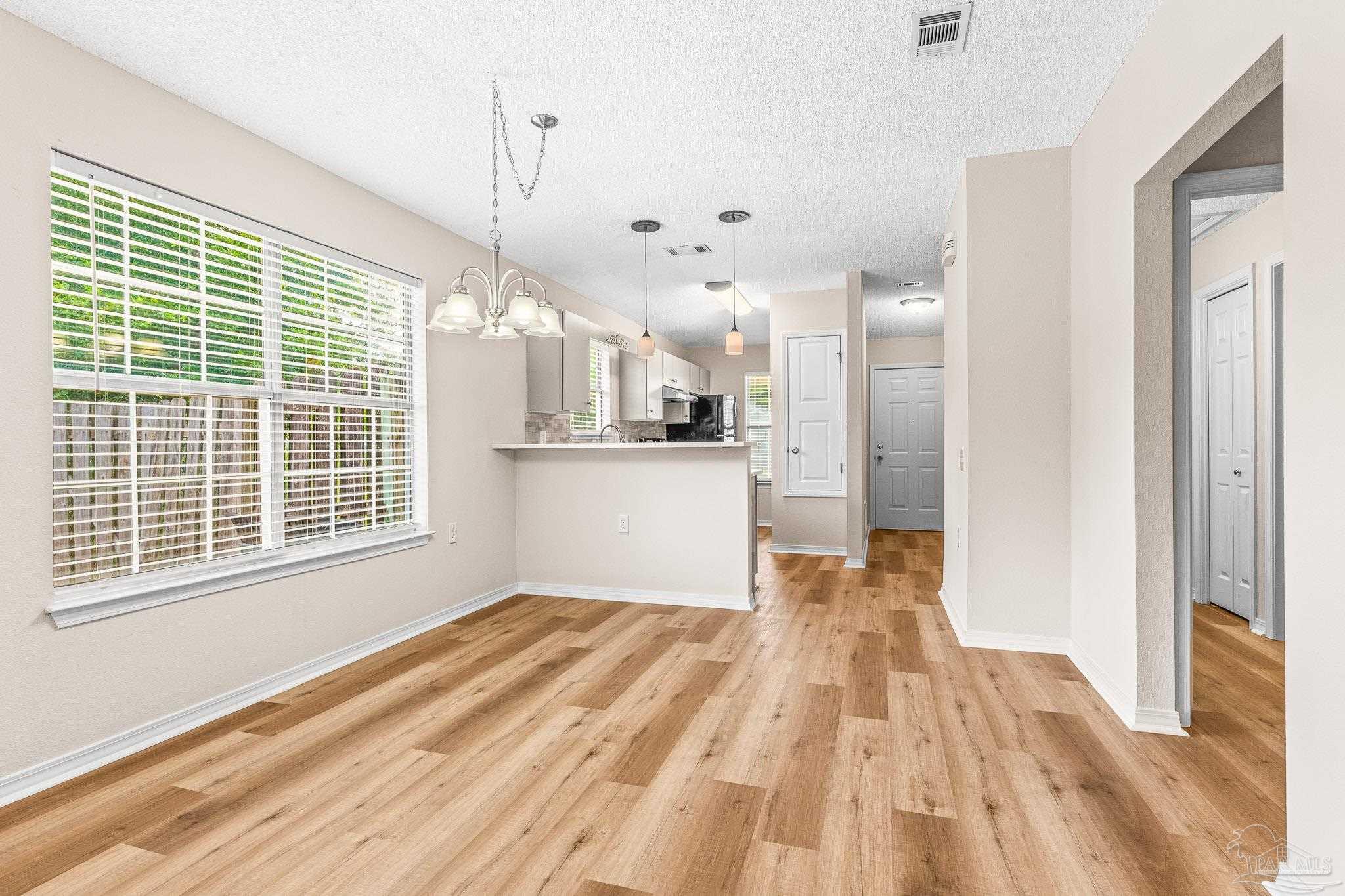 2484 Spyglass Cir