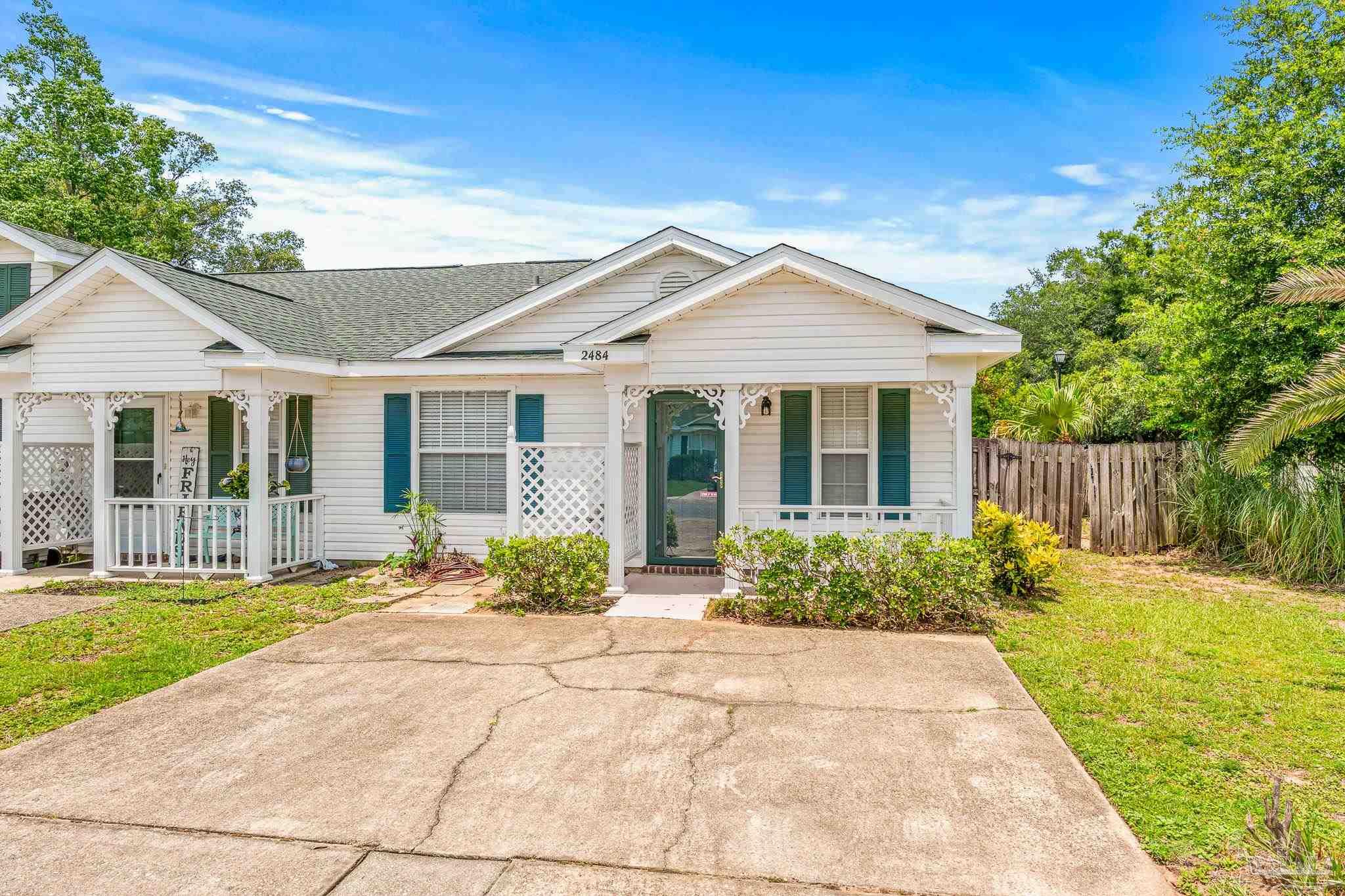 2484 Spyglass Cir