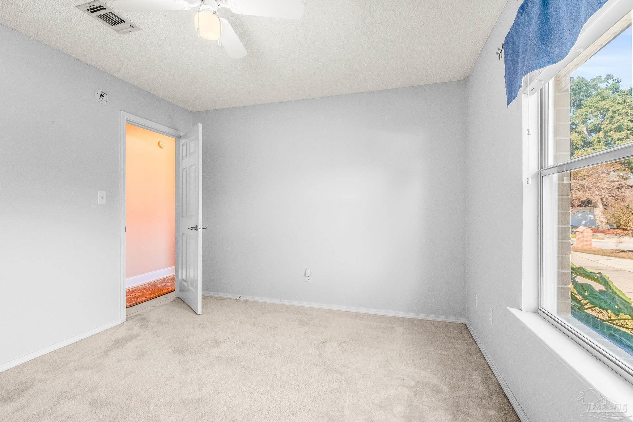 25 Bartlett Cir