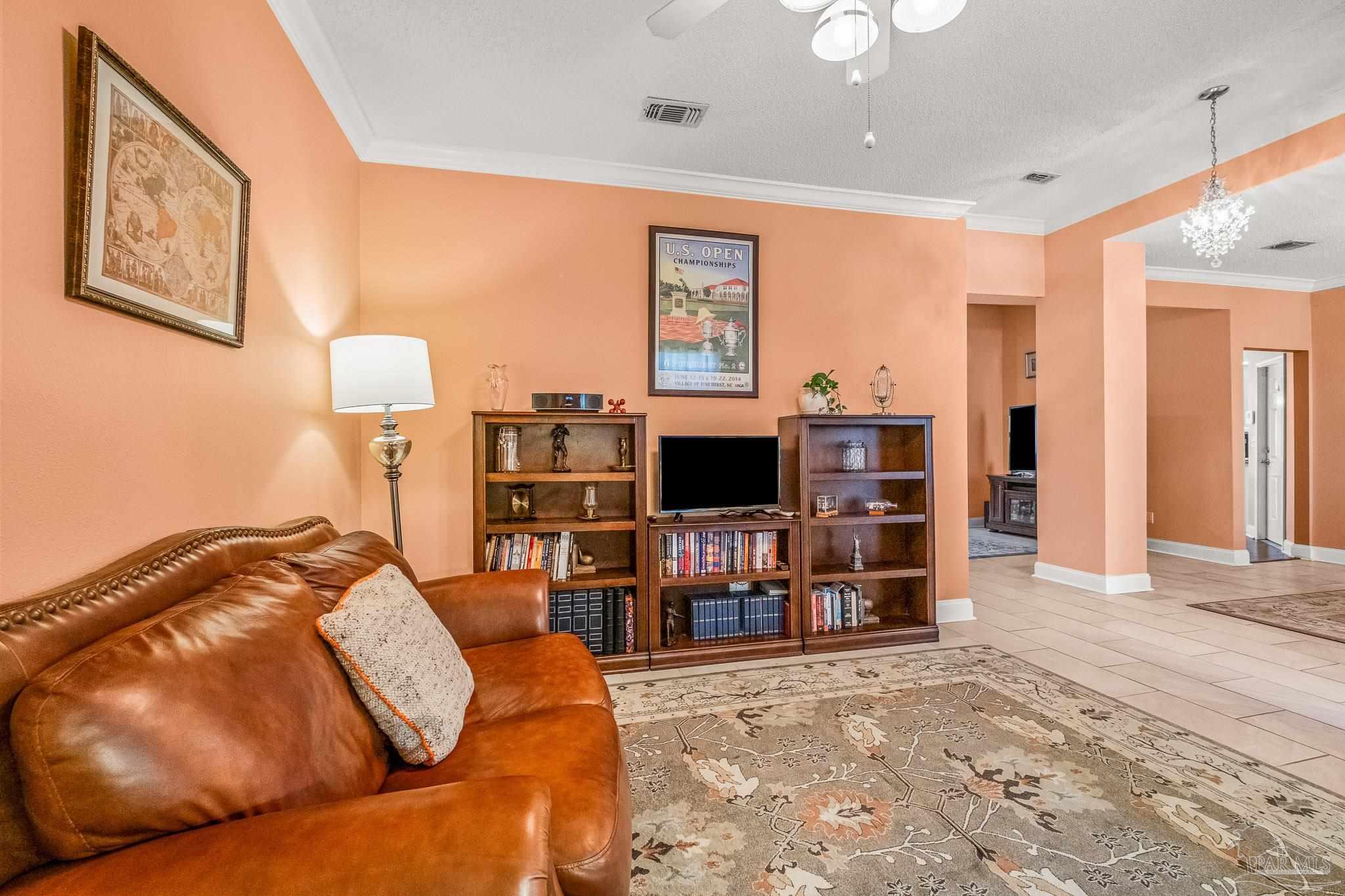 25 Bartlett Cir