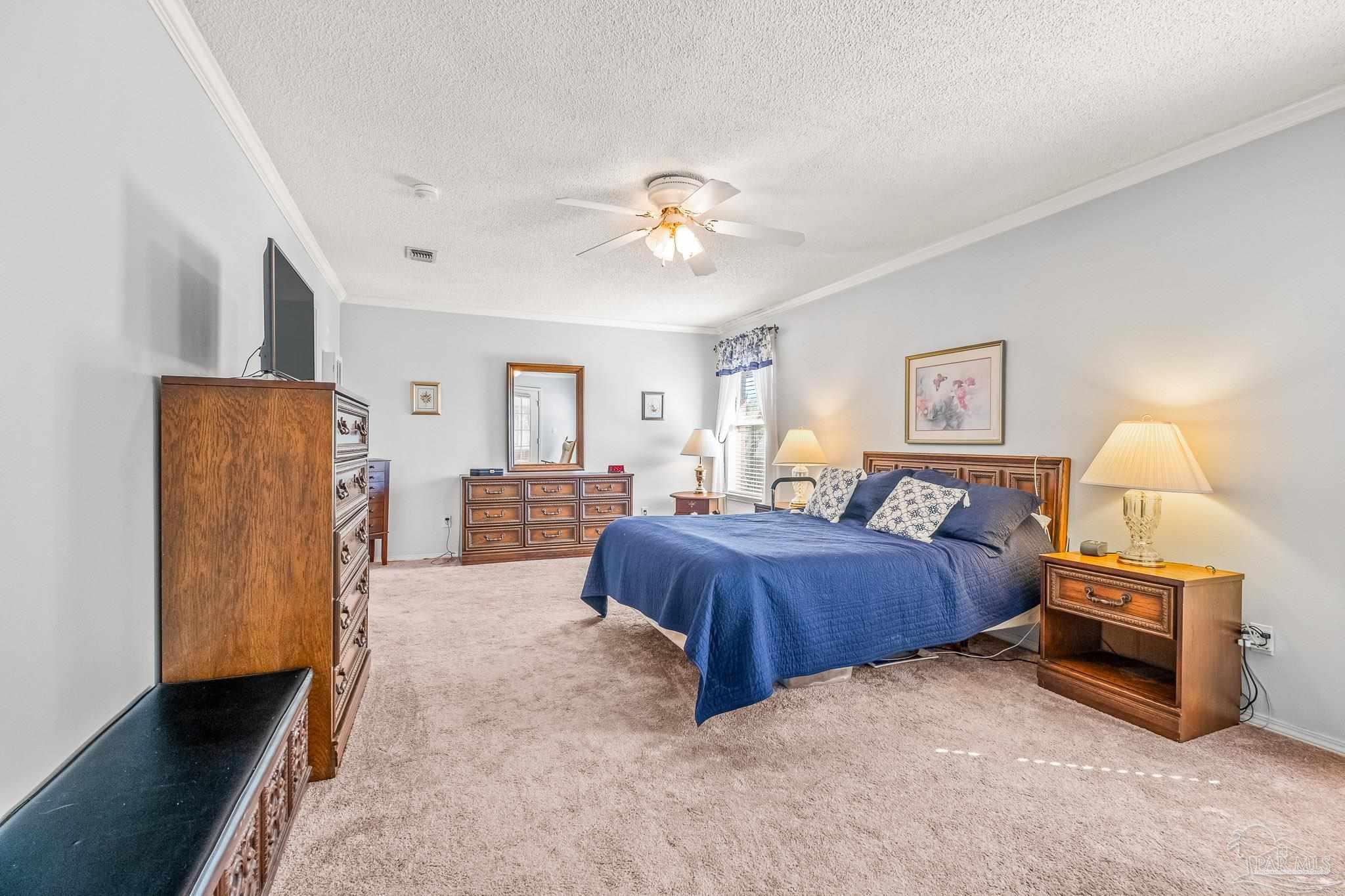 25 Bartlett Cir