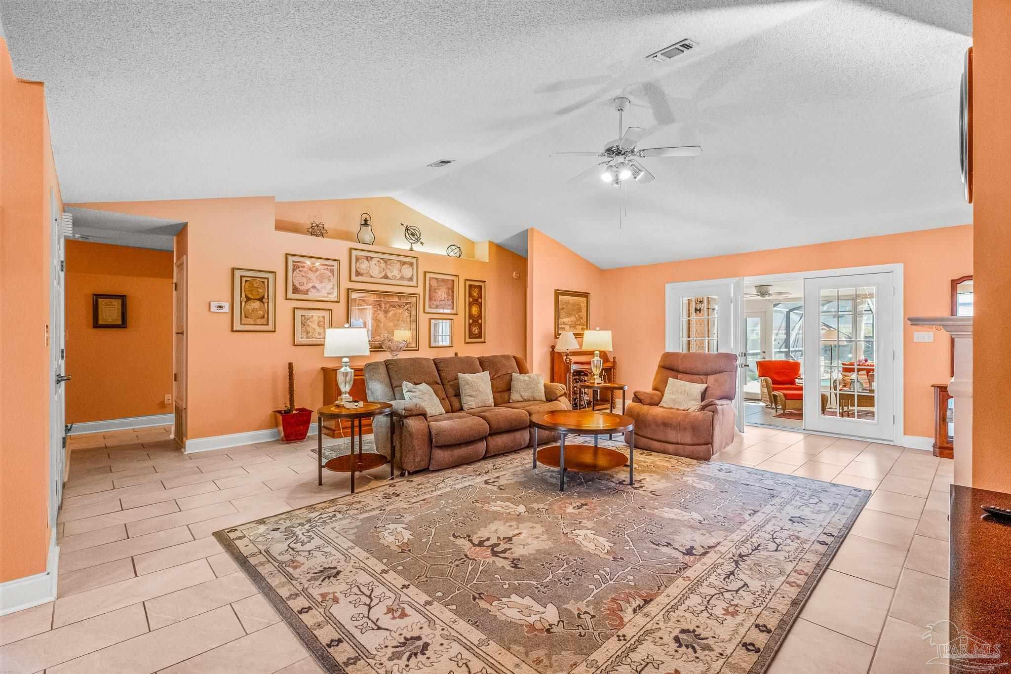 25 Bartlett Cir