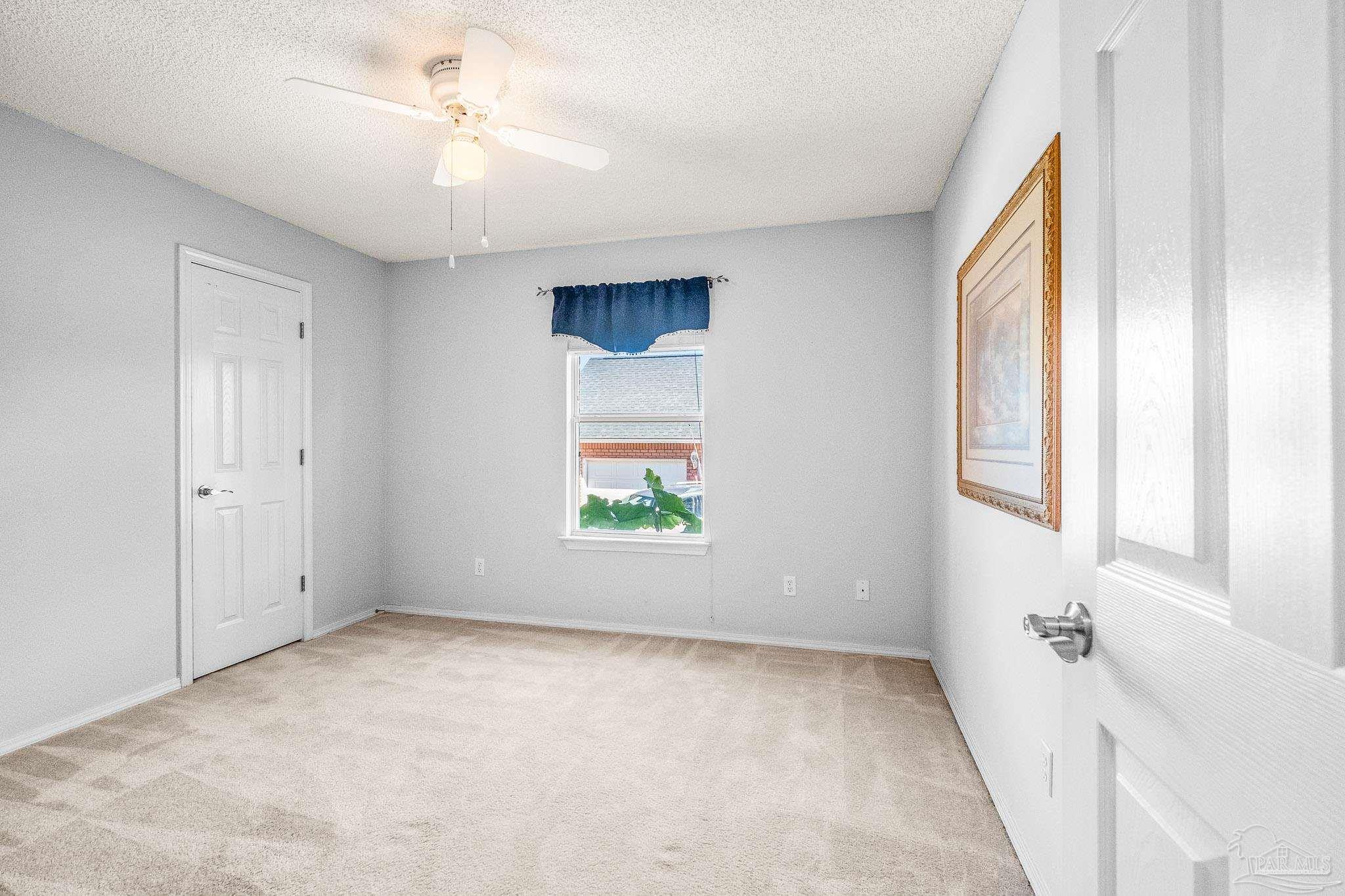 25 Bartlett Cir