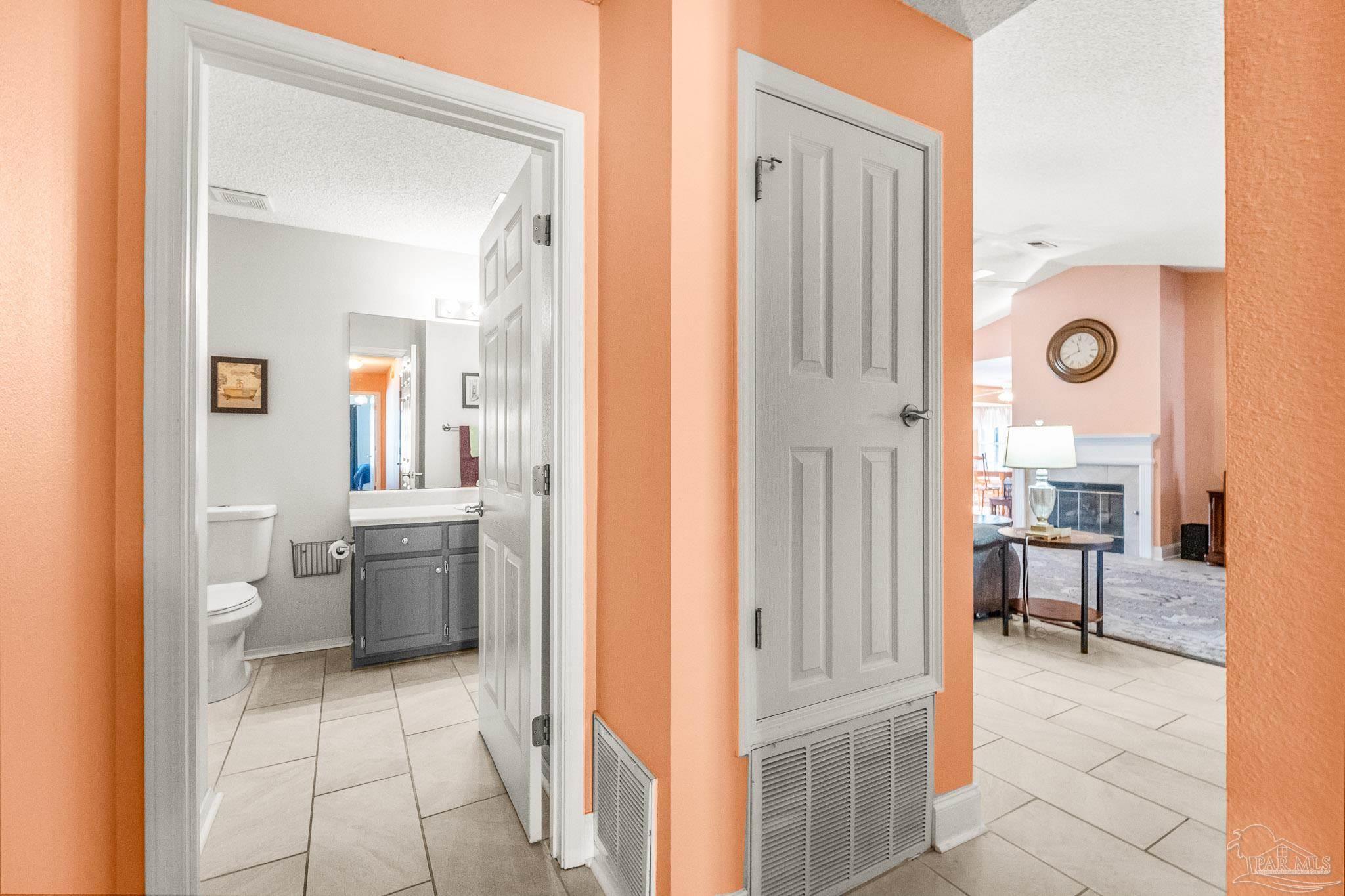 25 Bartlett Cir