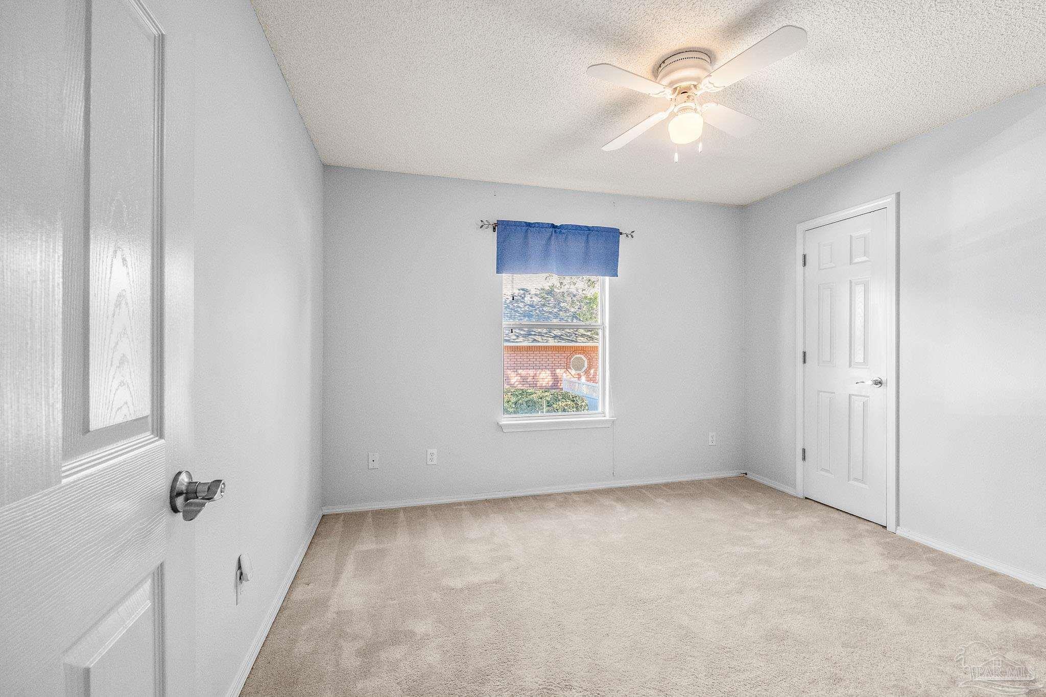 25 Bartlett Cir