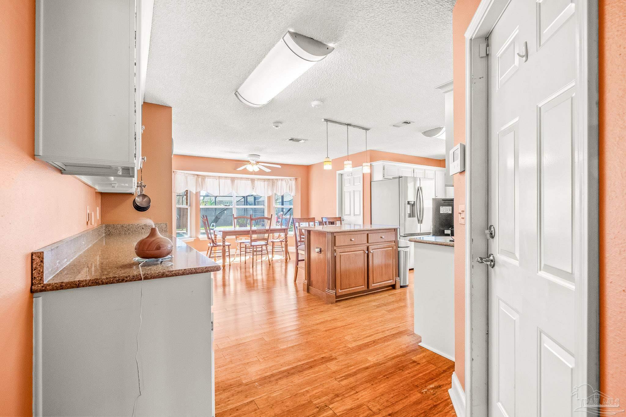 25 Bartlett Cir