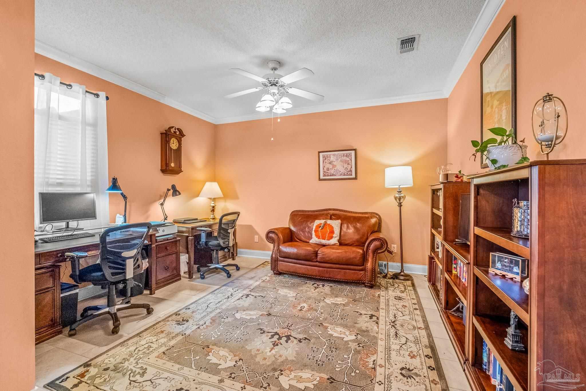 25 Bartlett Cir
