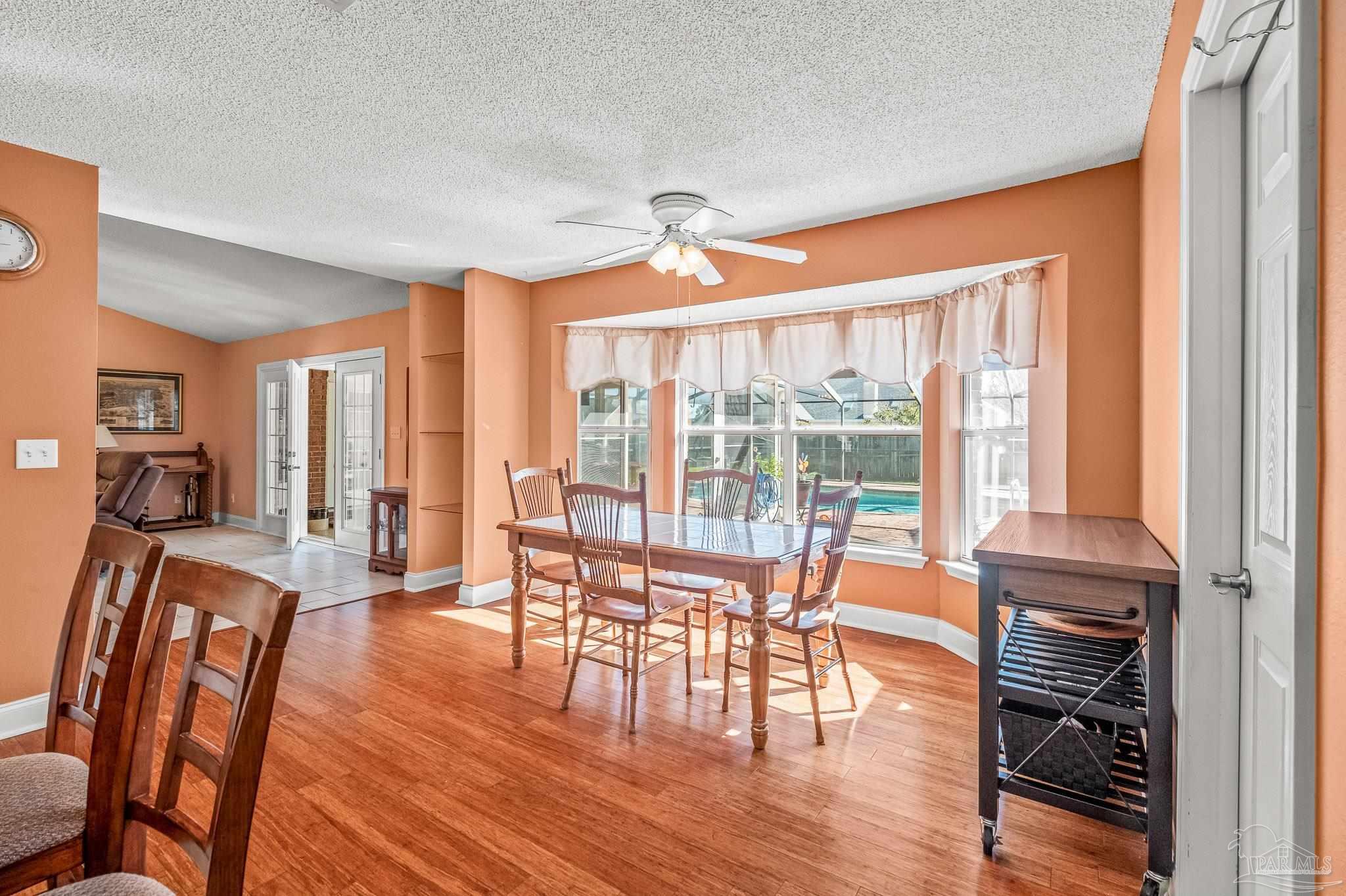 25 Bartlett Cir
