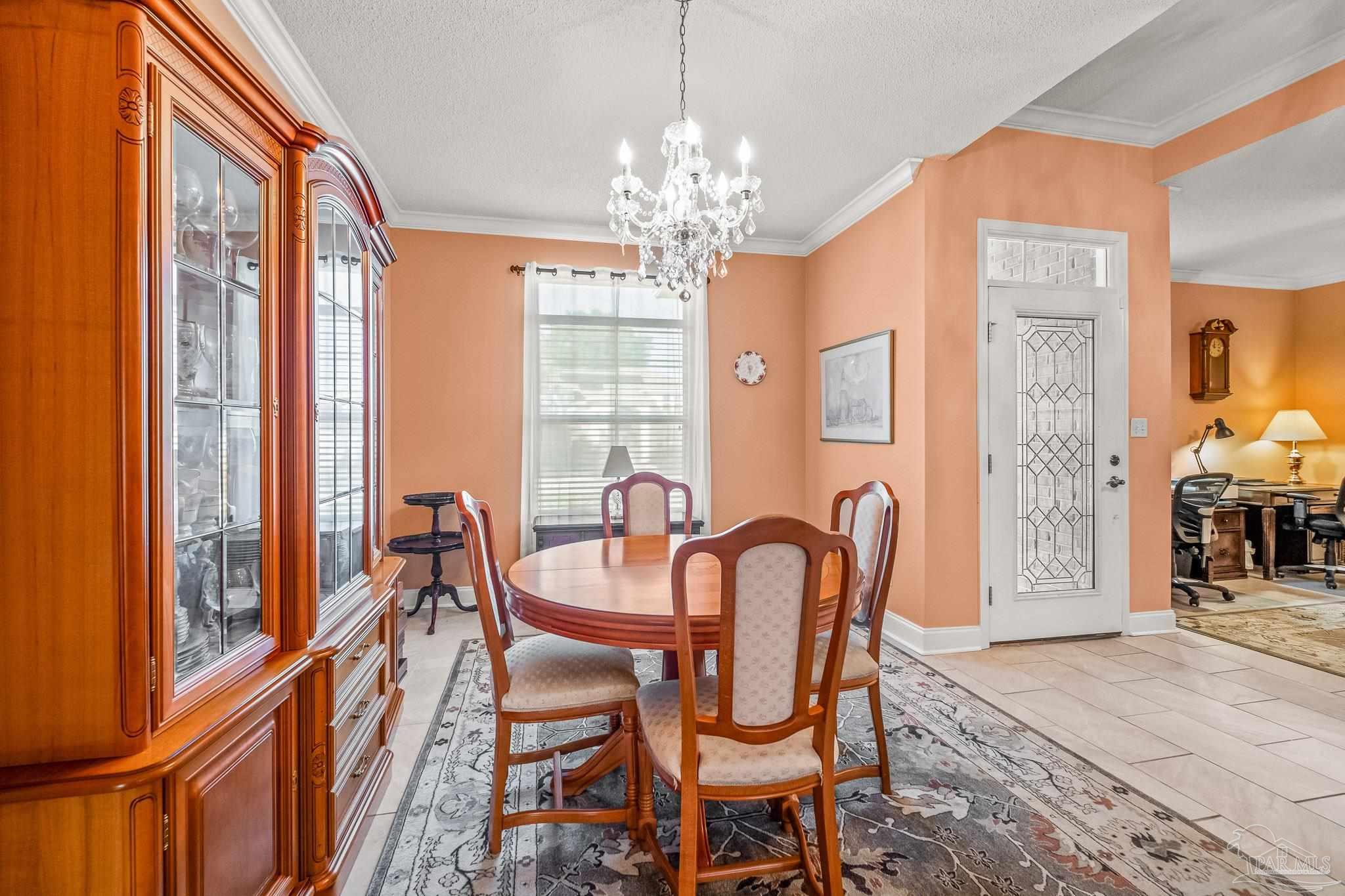 25 Bartlett Cir