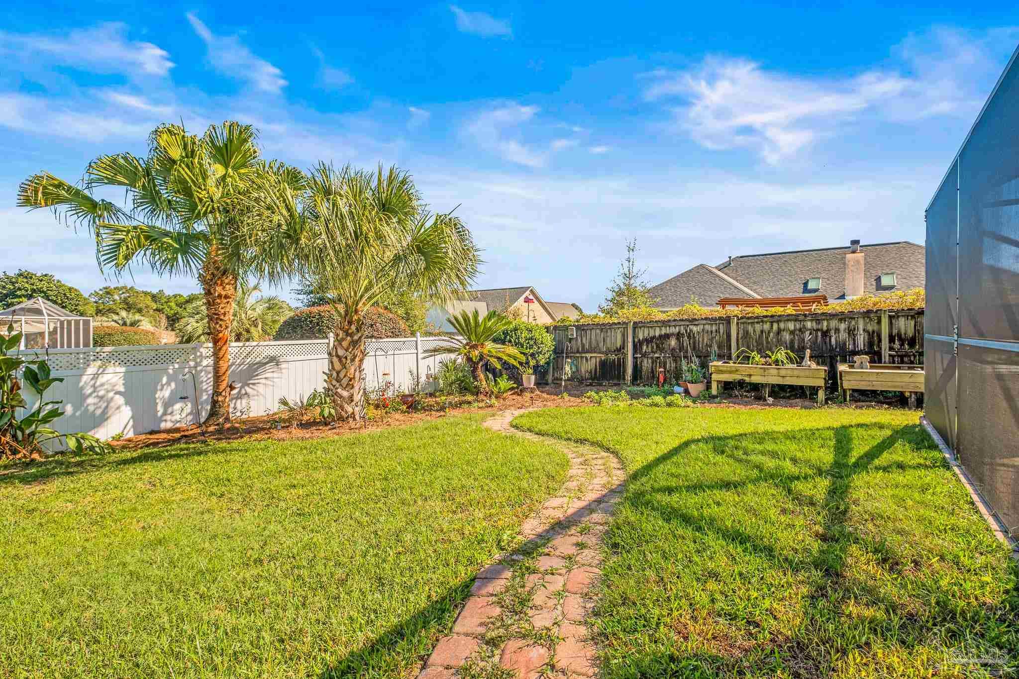 25 Bartlett Cir