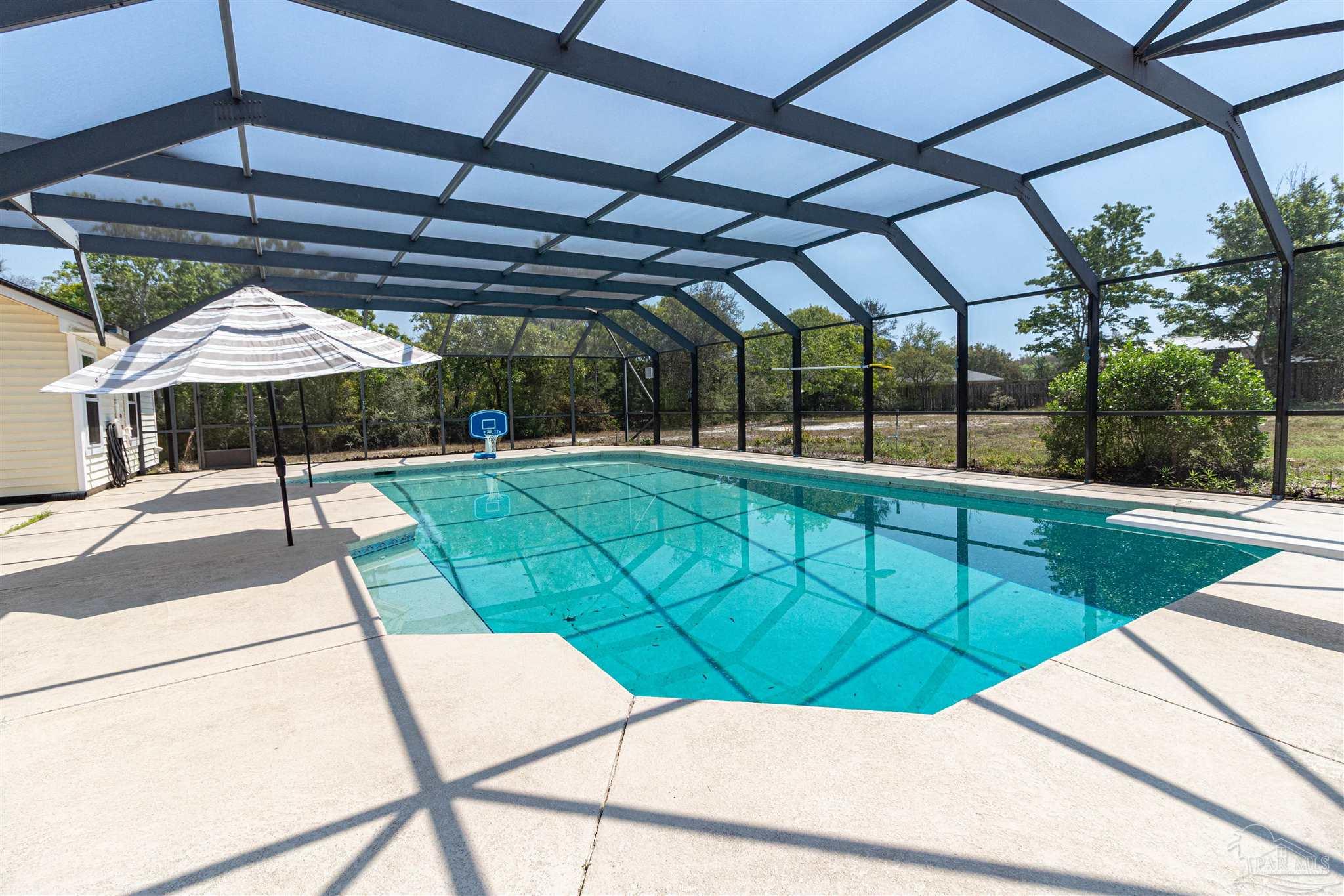 9437 Bone Bluff Dr