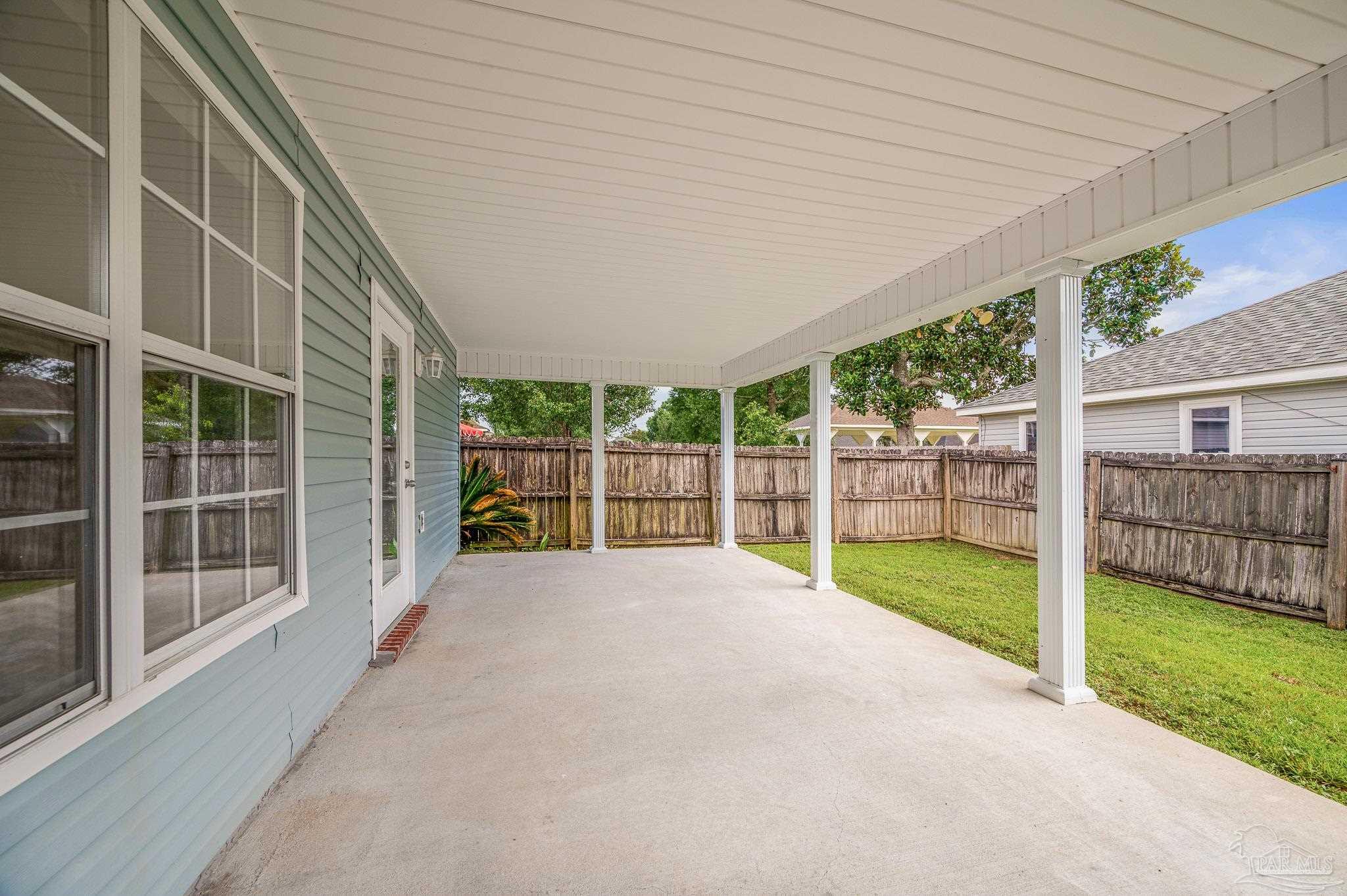 7862 Stonebrook Dr