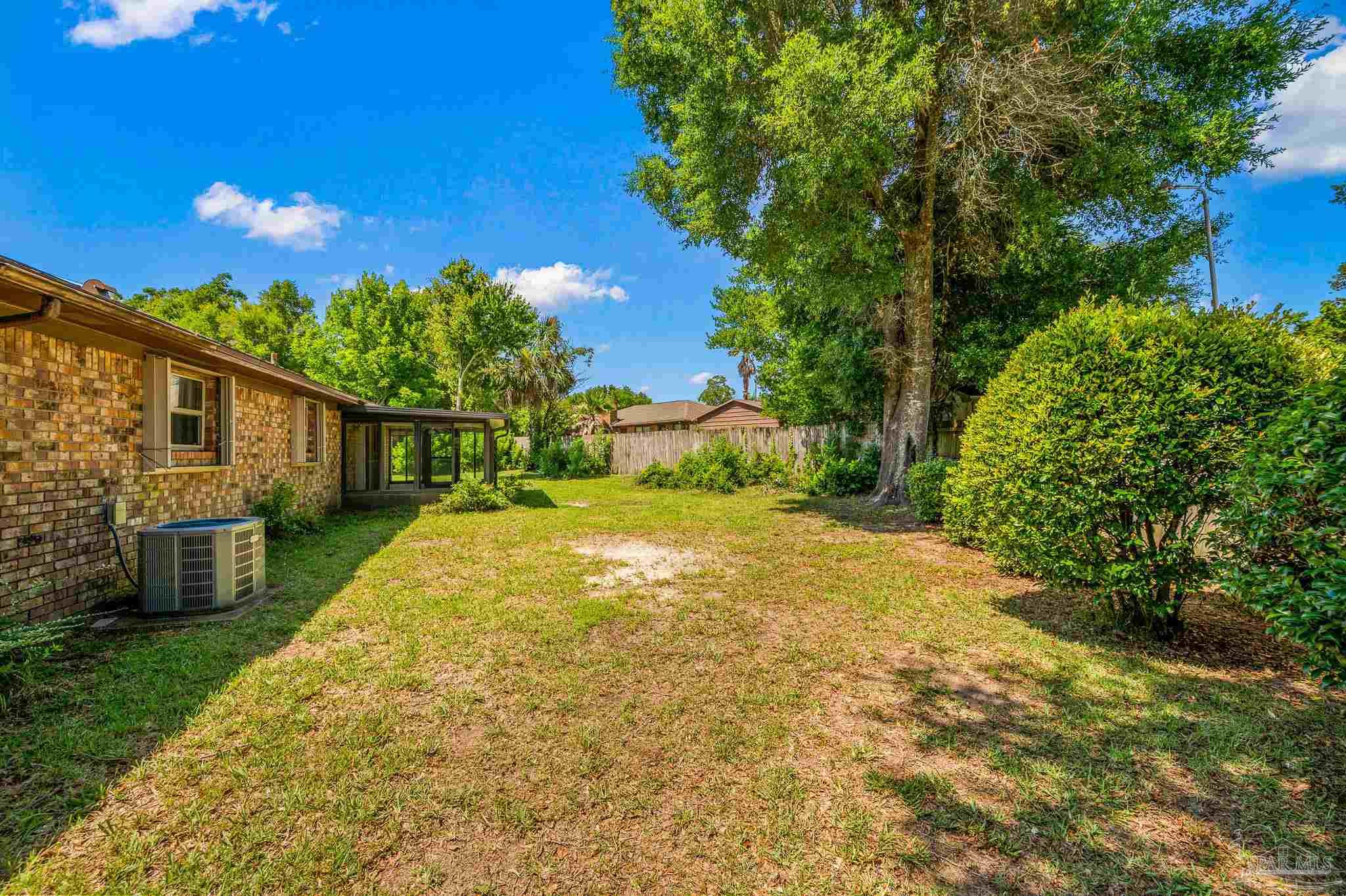 4660 Anchor Ln