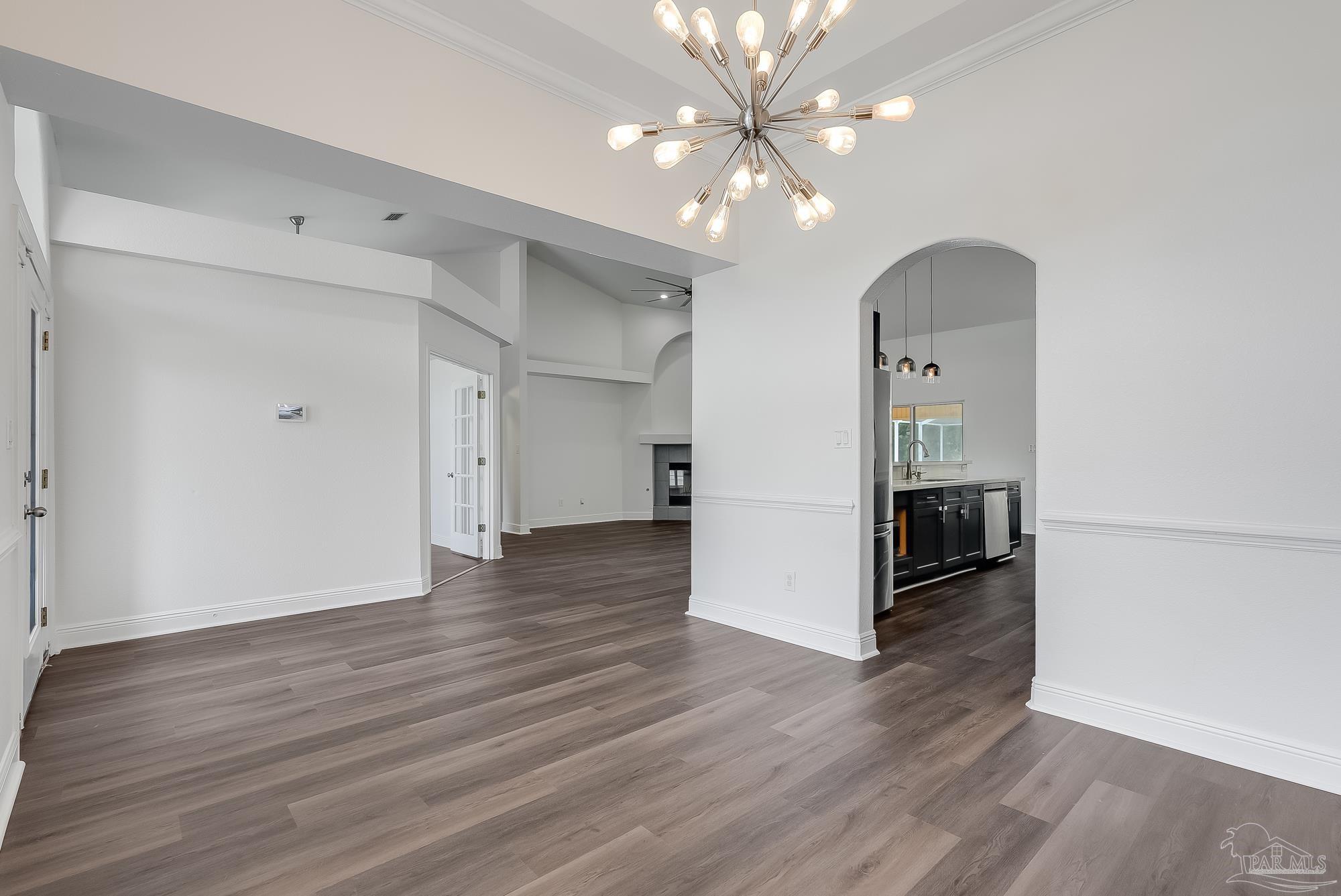 4121 Bamboo Dr