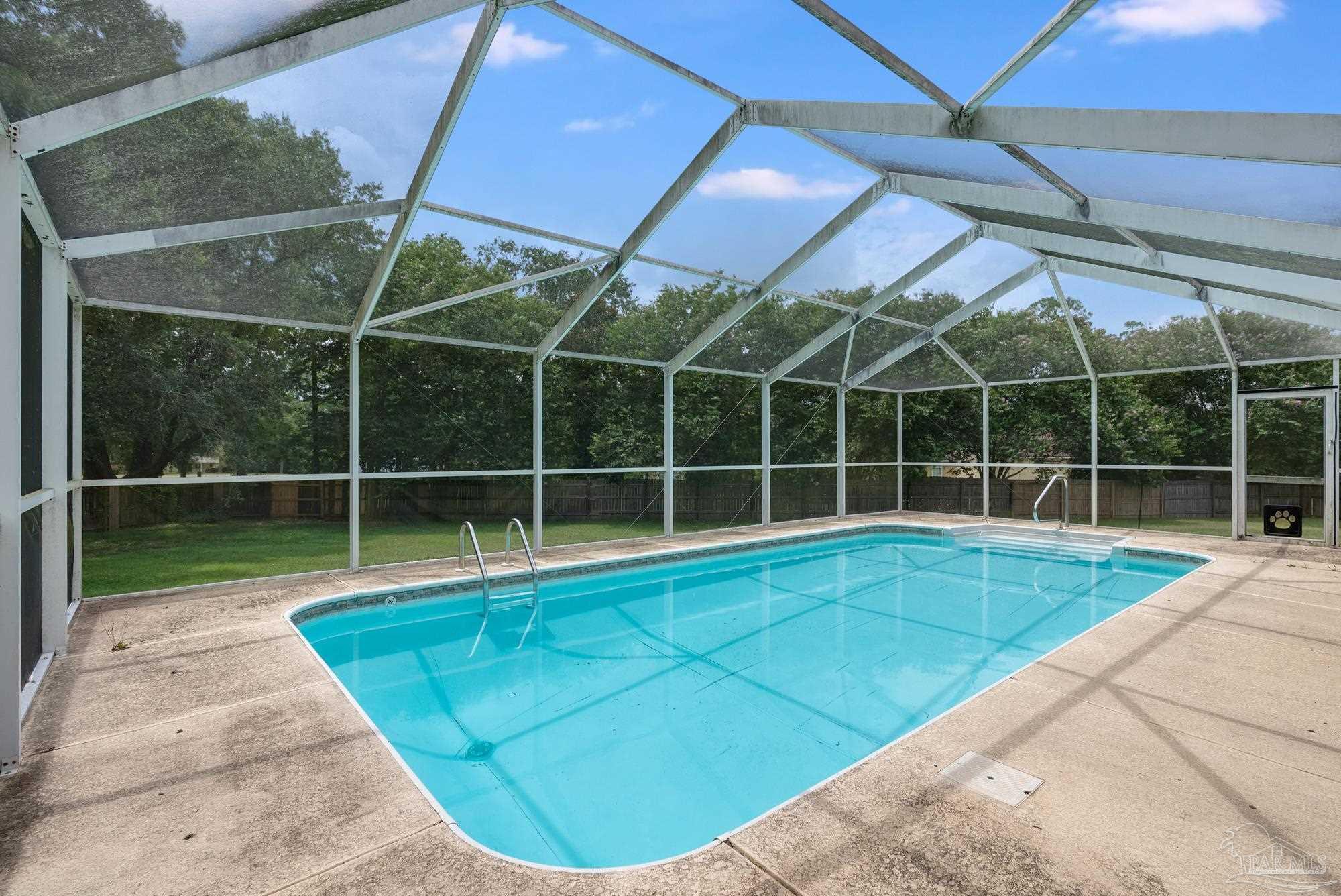 4121 Bamboo Dr
