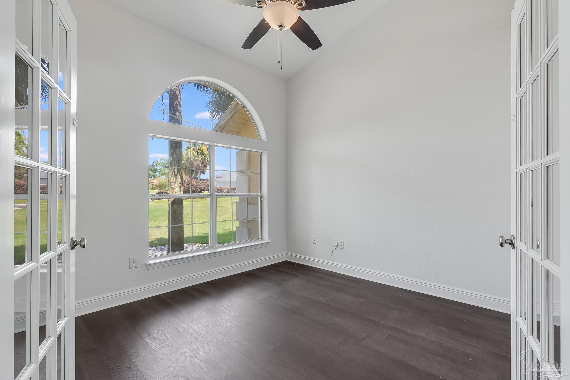 4121 Bamboo Dr