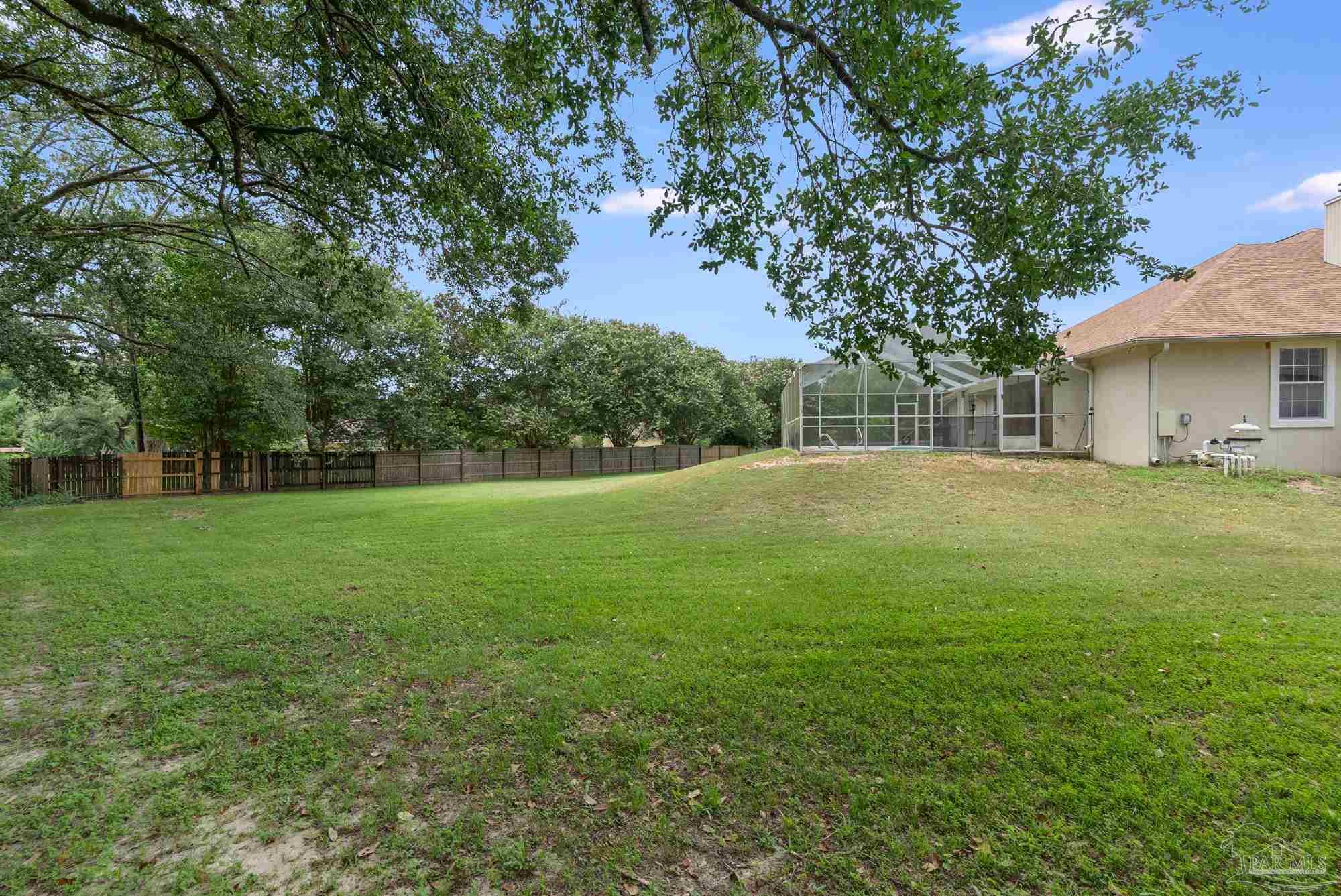 4121 Bamboo Dr