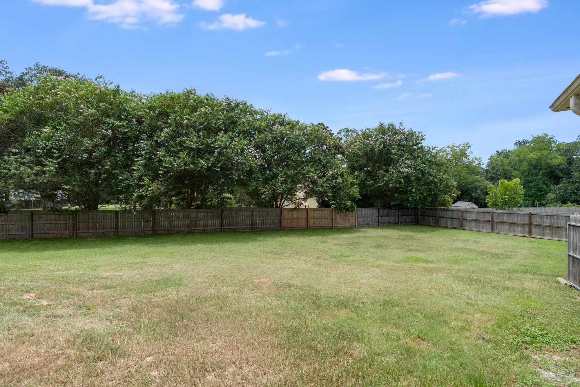 4121 Bamboo Dr