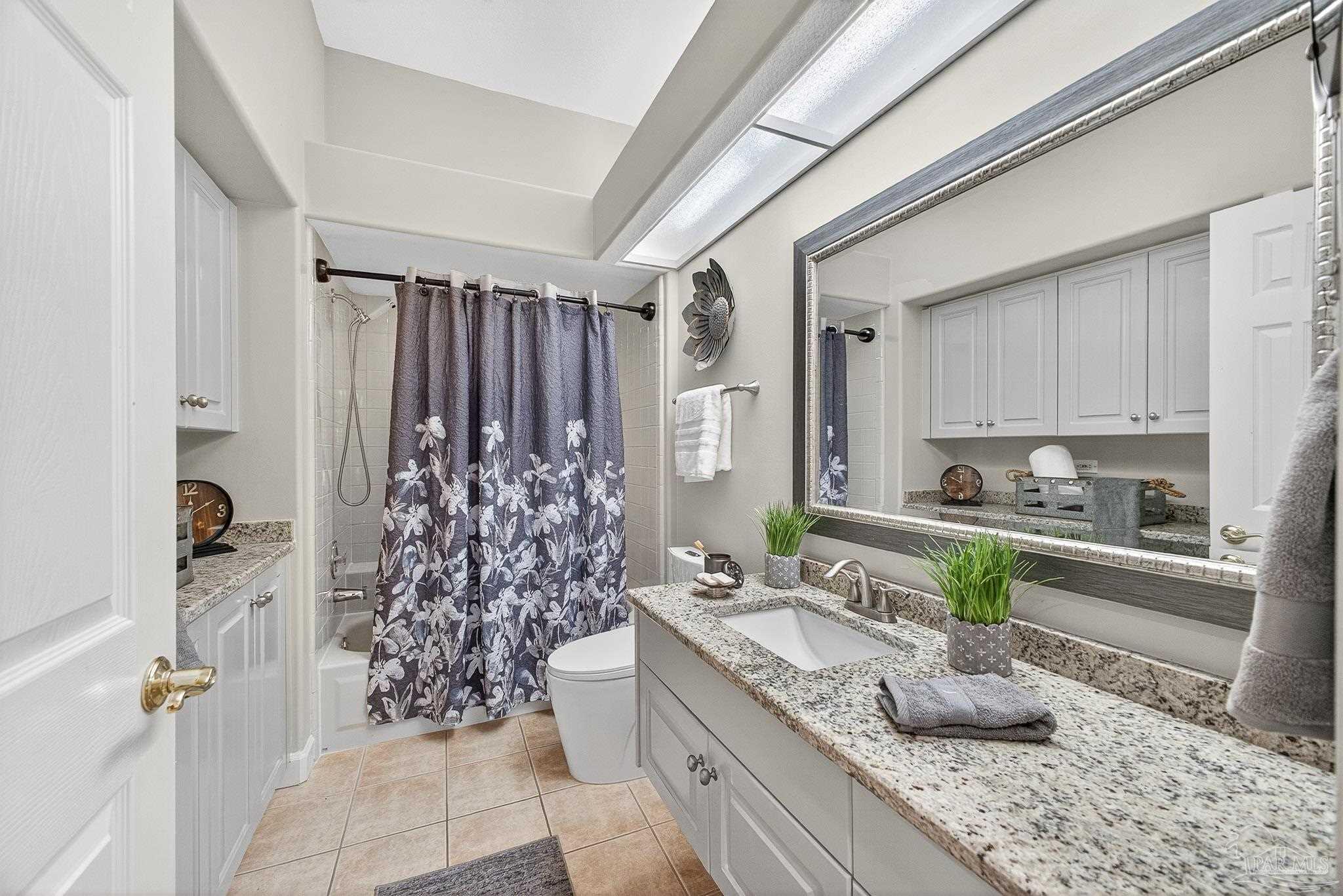 2004 Downing Dr