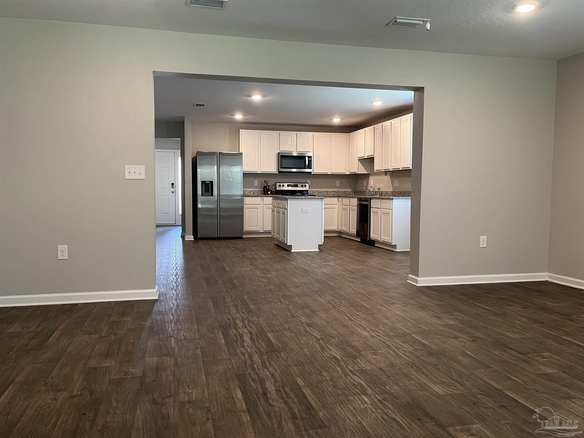 7555 Oak Lake Blvd