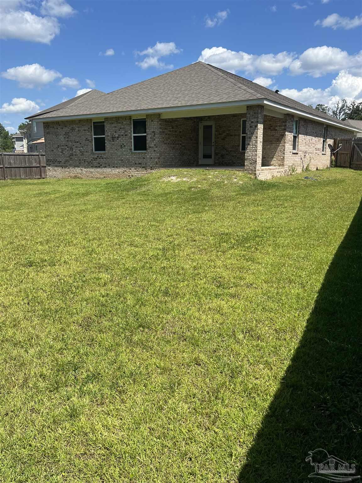 7555 Oak Lake Blvd
