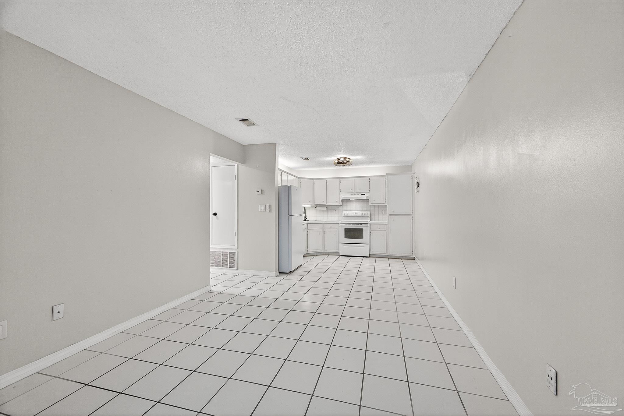 3208 Redwood Ln # 114 Unit: G-114
