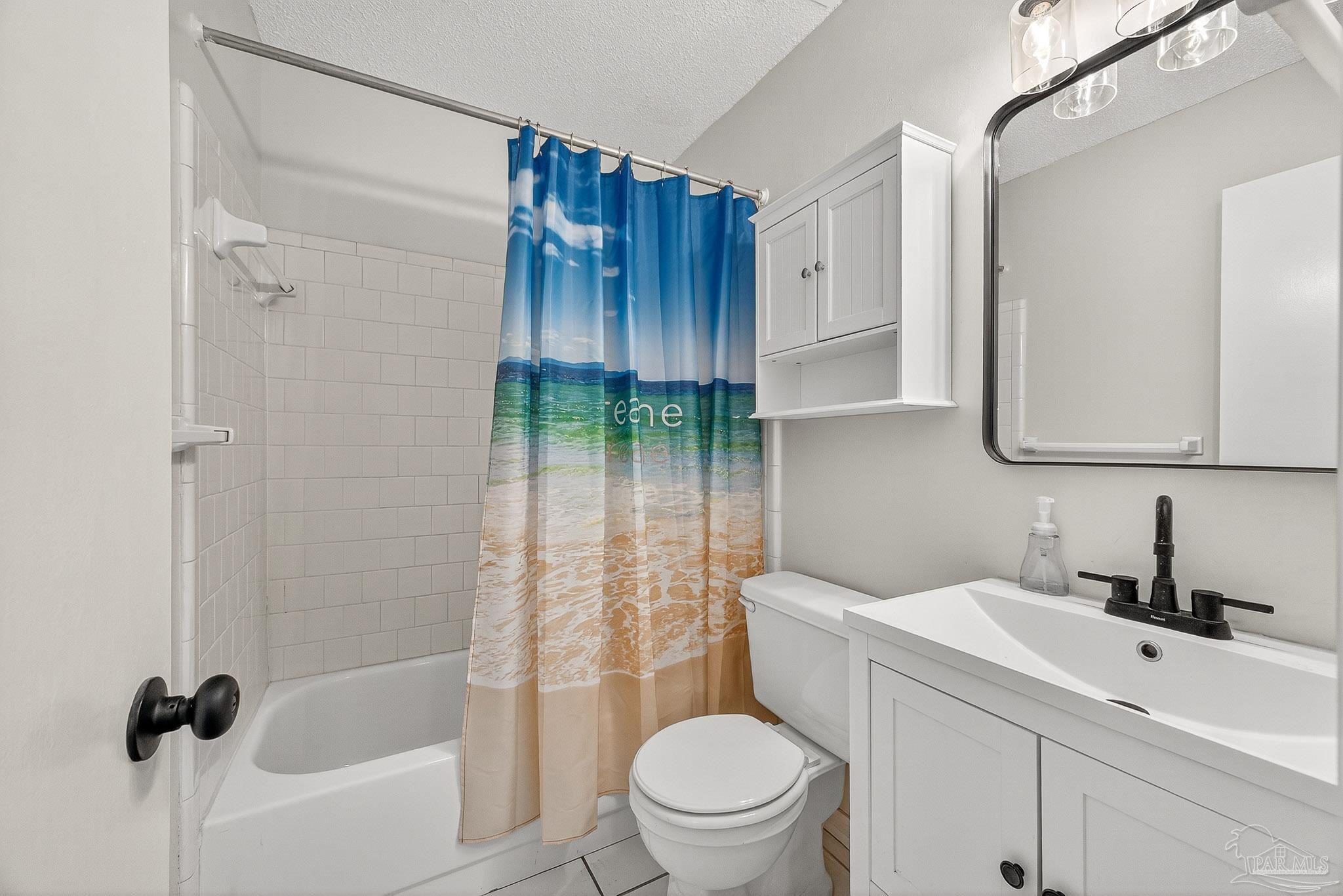 3208 Redwood Ln # 114 Unit: G-114