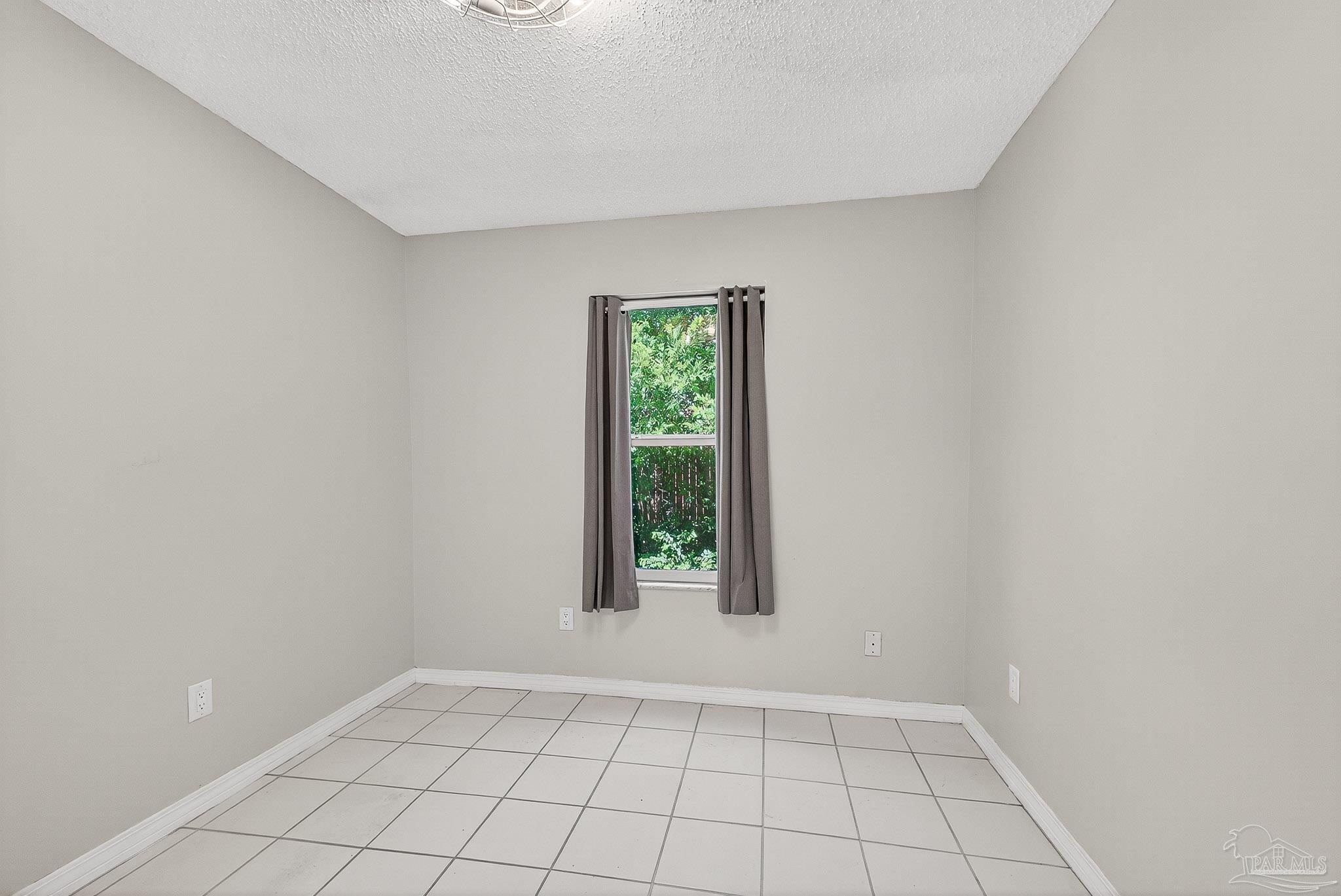 3208 Redwood Ln # 114 Unit: G-114